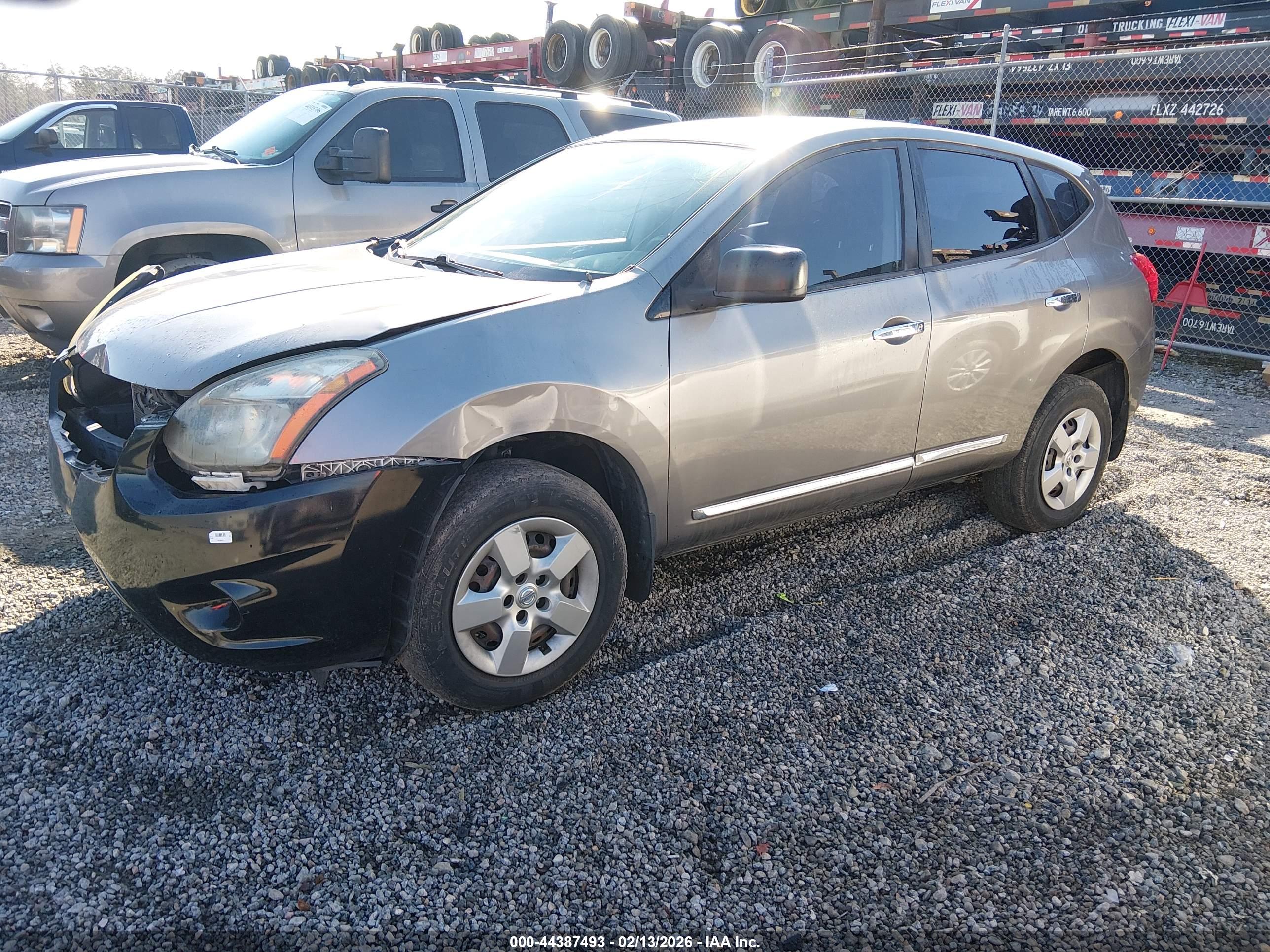 NISSAN ROGUE image 2