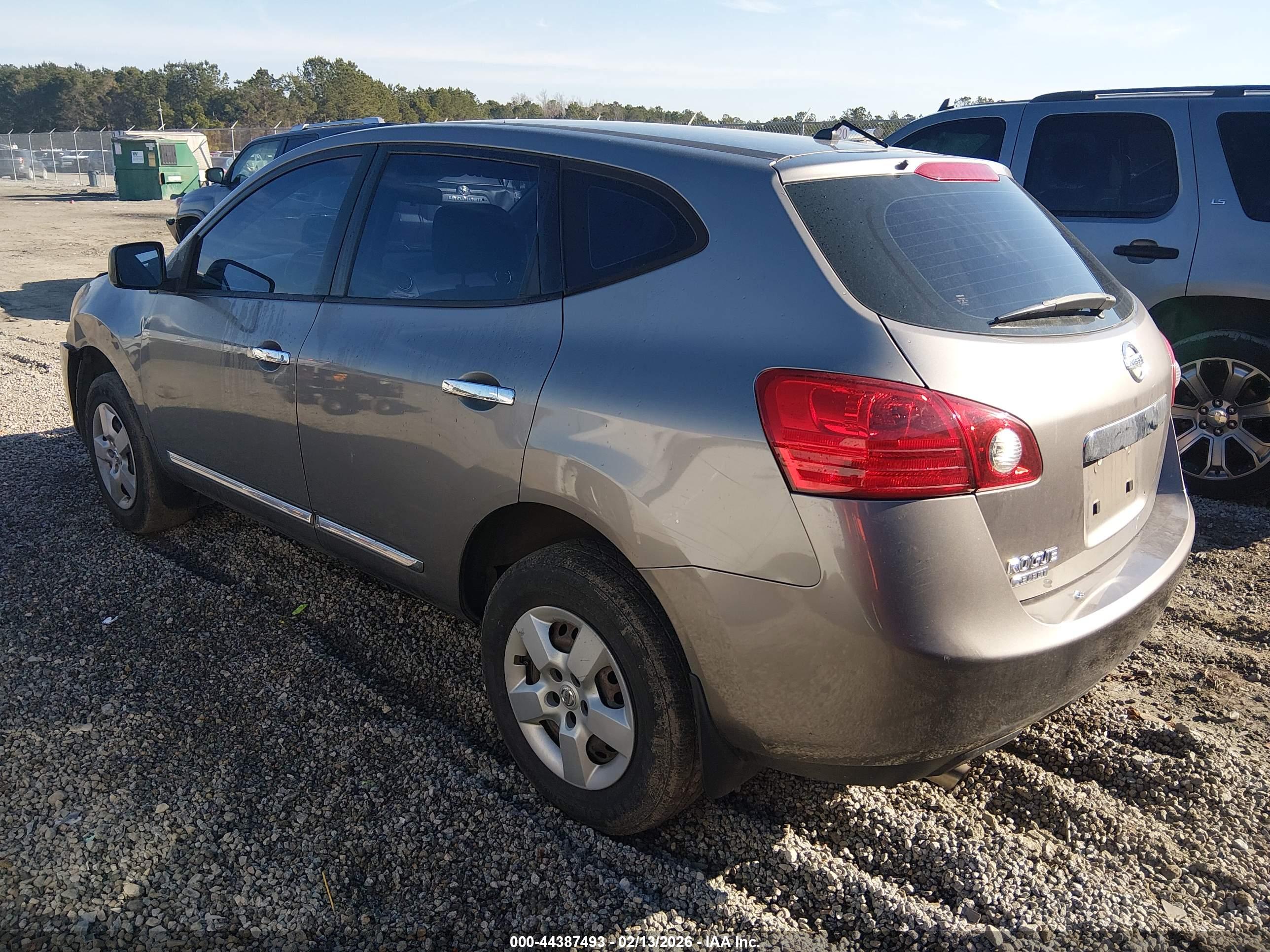 NISSAN ROGUE image 3