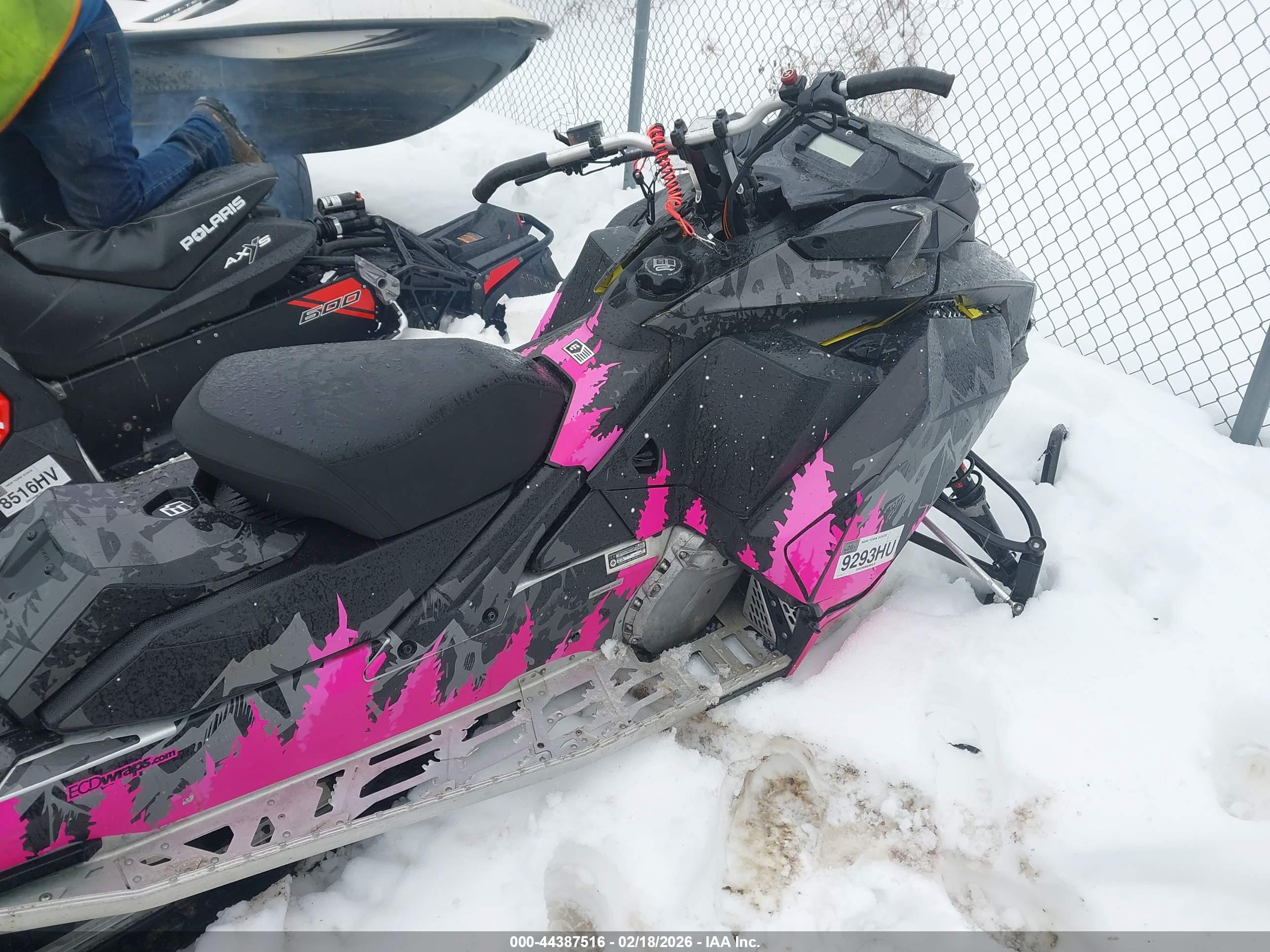 SKI DOO image 5