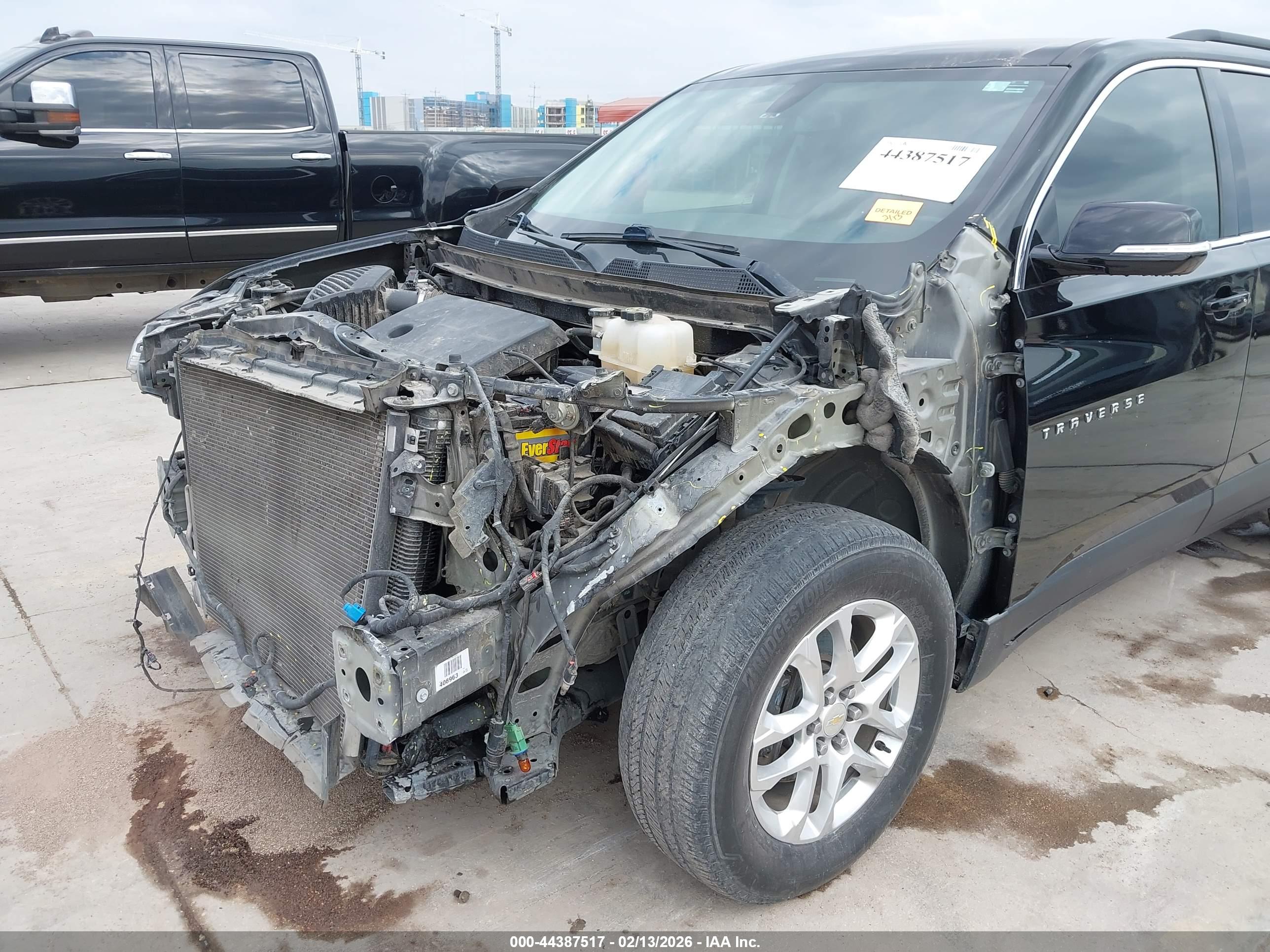 CHEVROLET TRAVERSE image 6