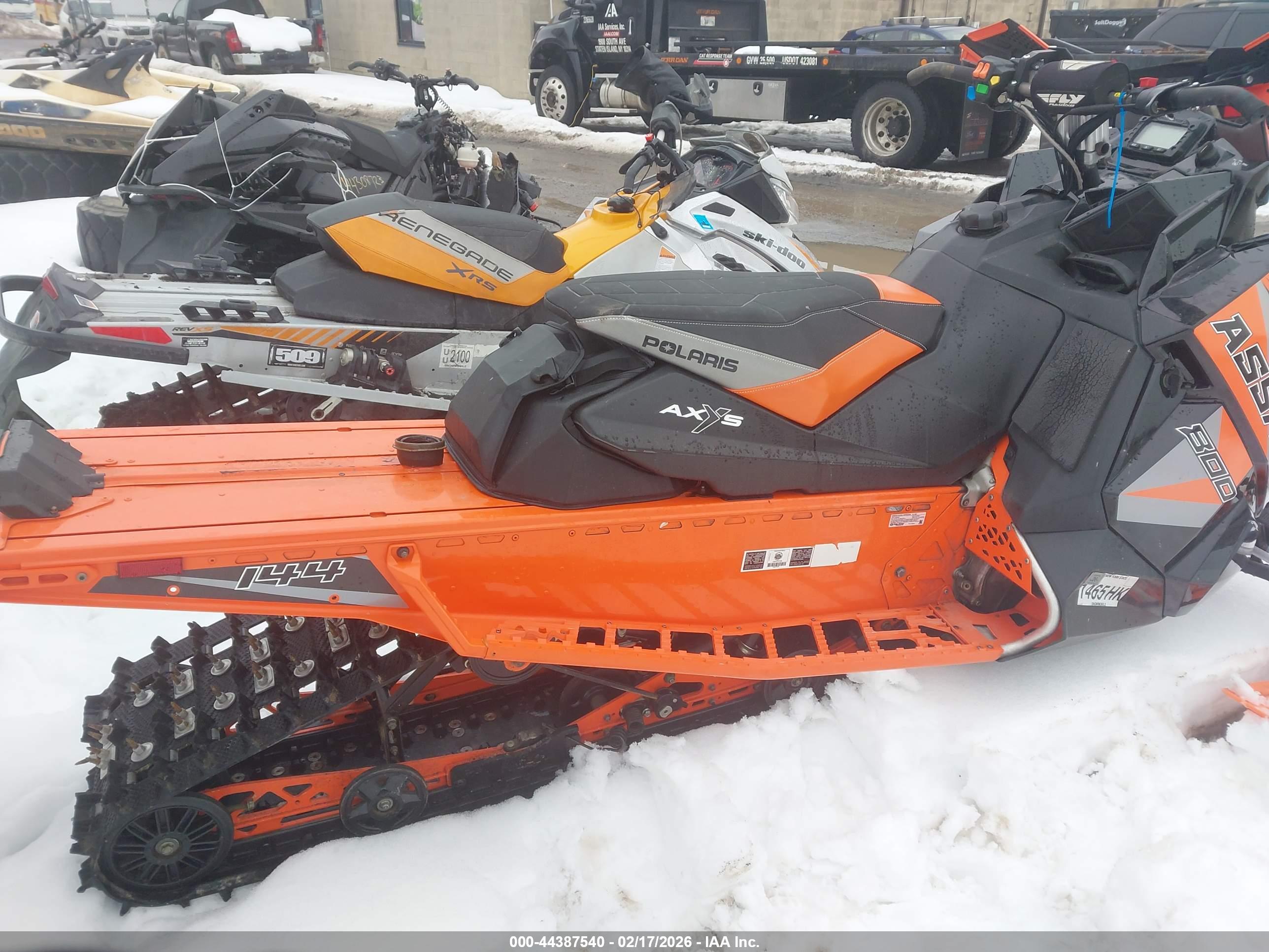 POLARIS SWITCHBACK image 4