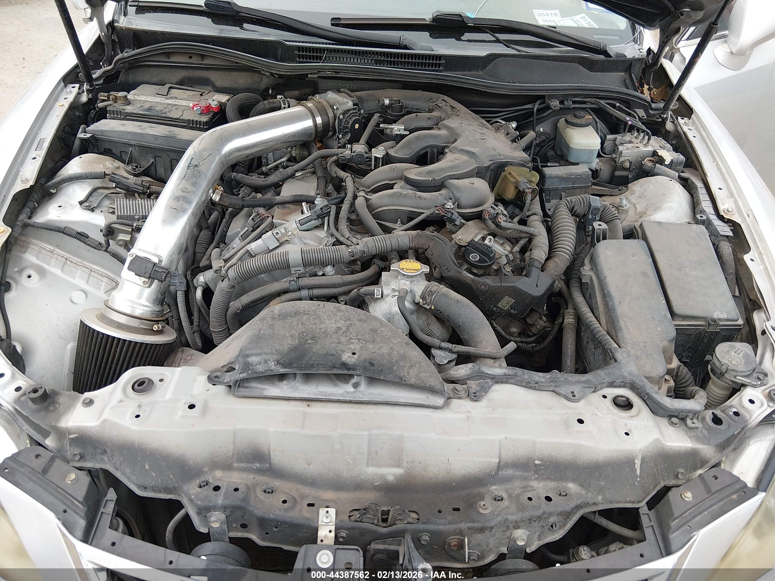 LEXUS IS image 10