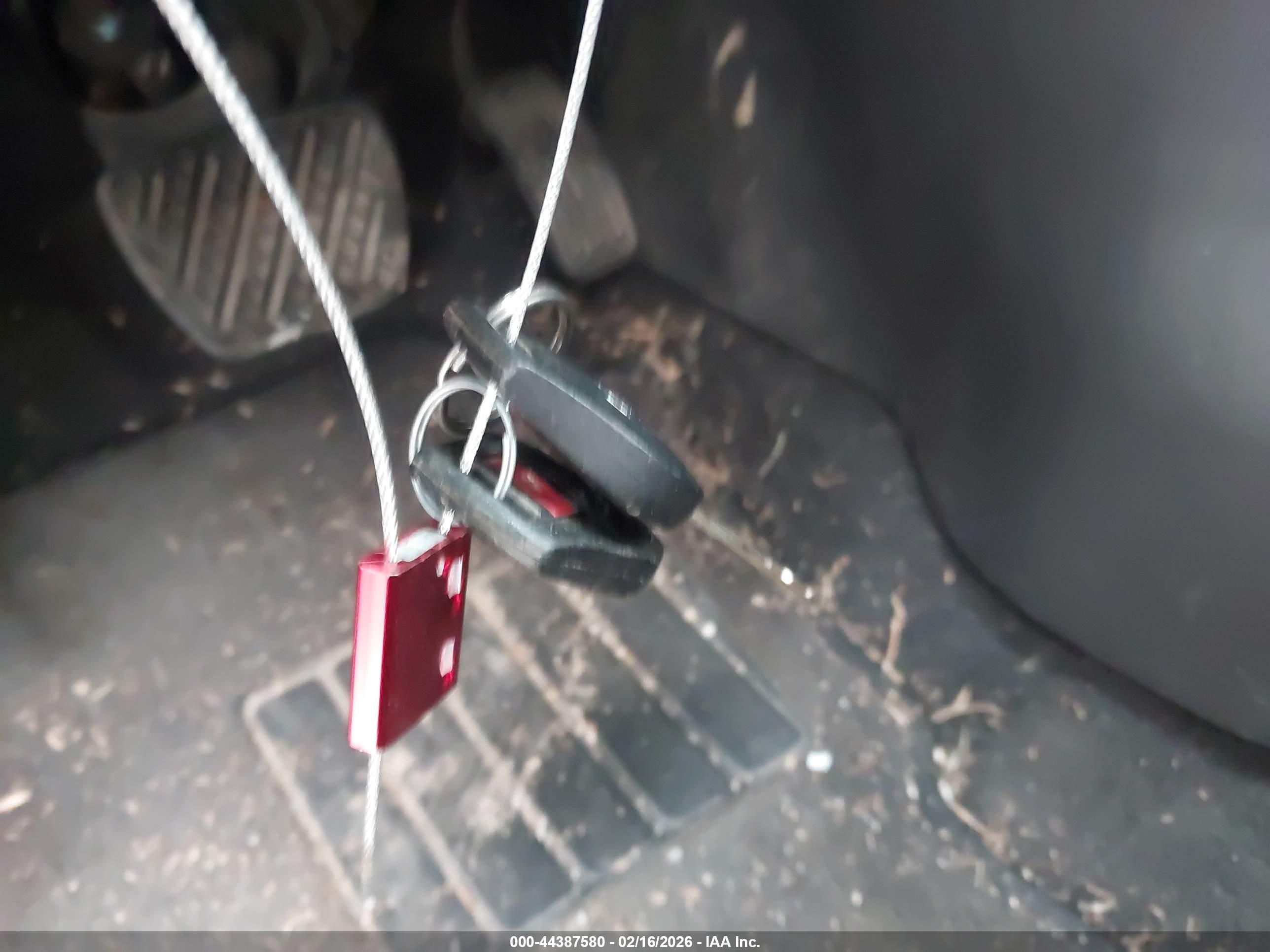 NISSAN ROGUE image 11