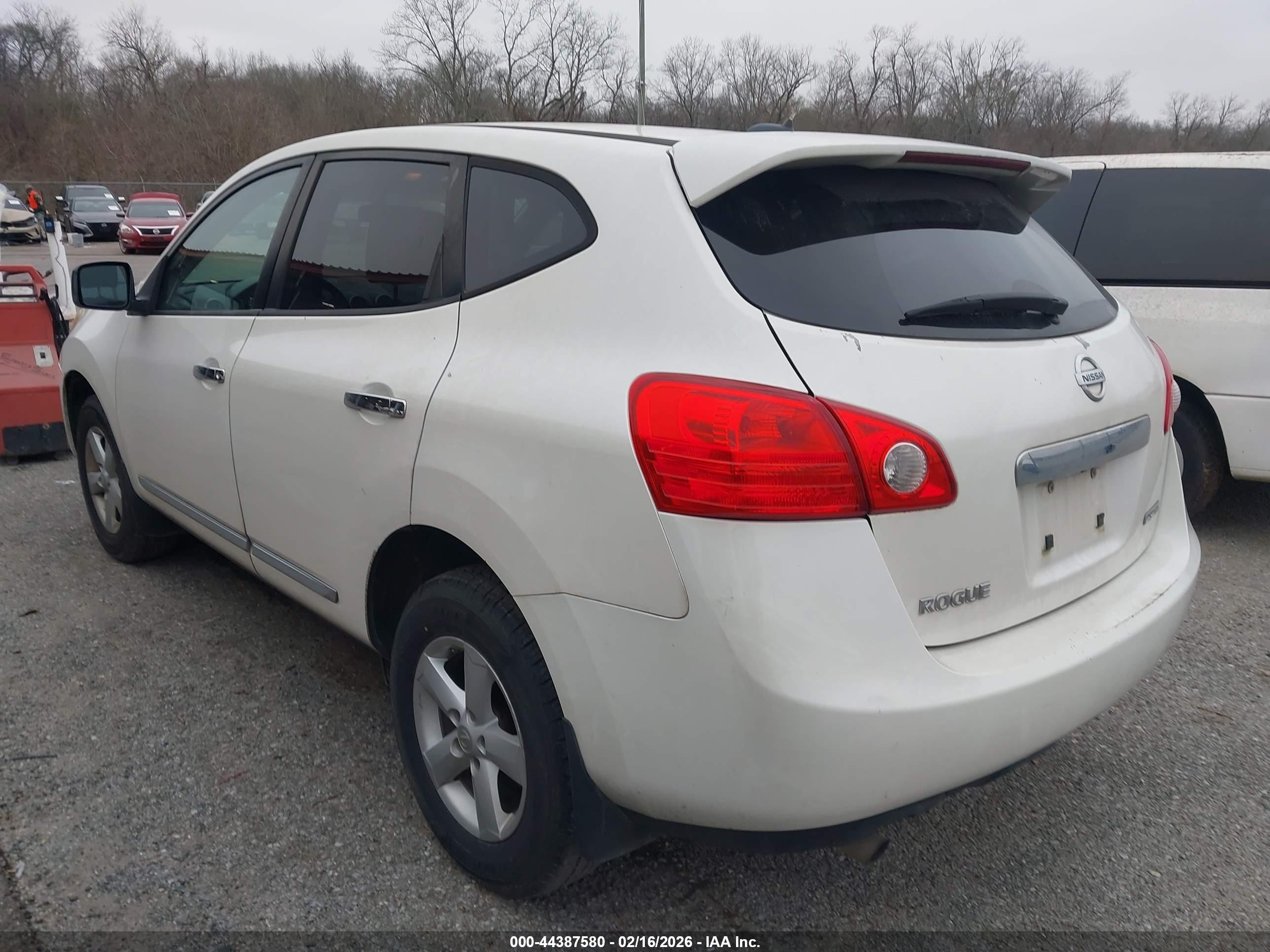 NISSAN ROGUE image 3