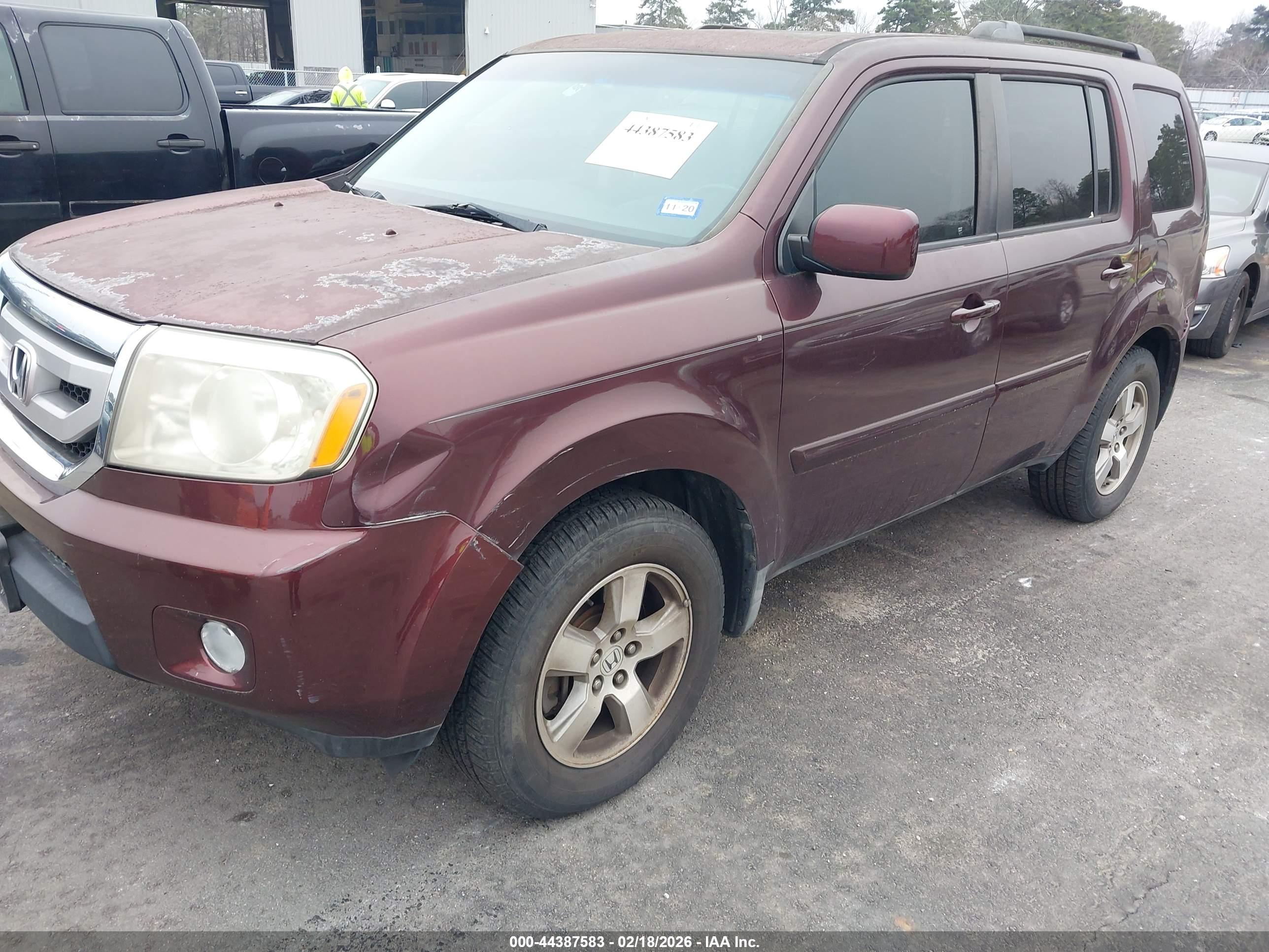 HONDA PILOT image 2