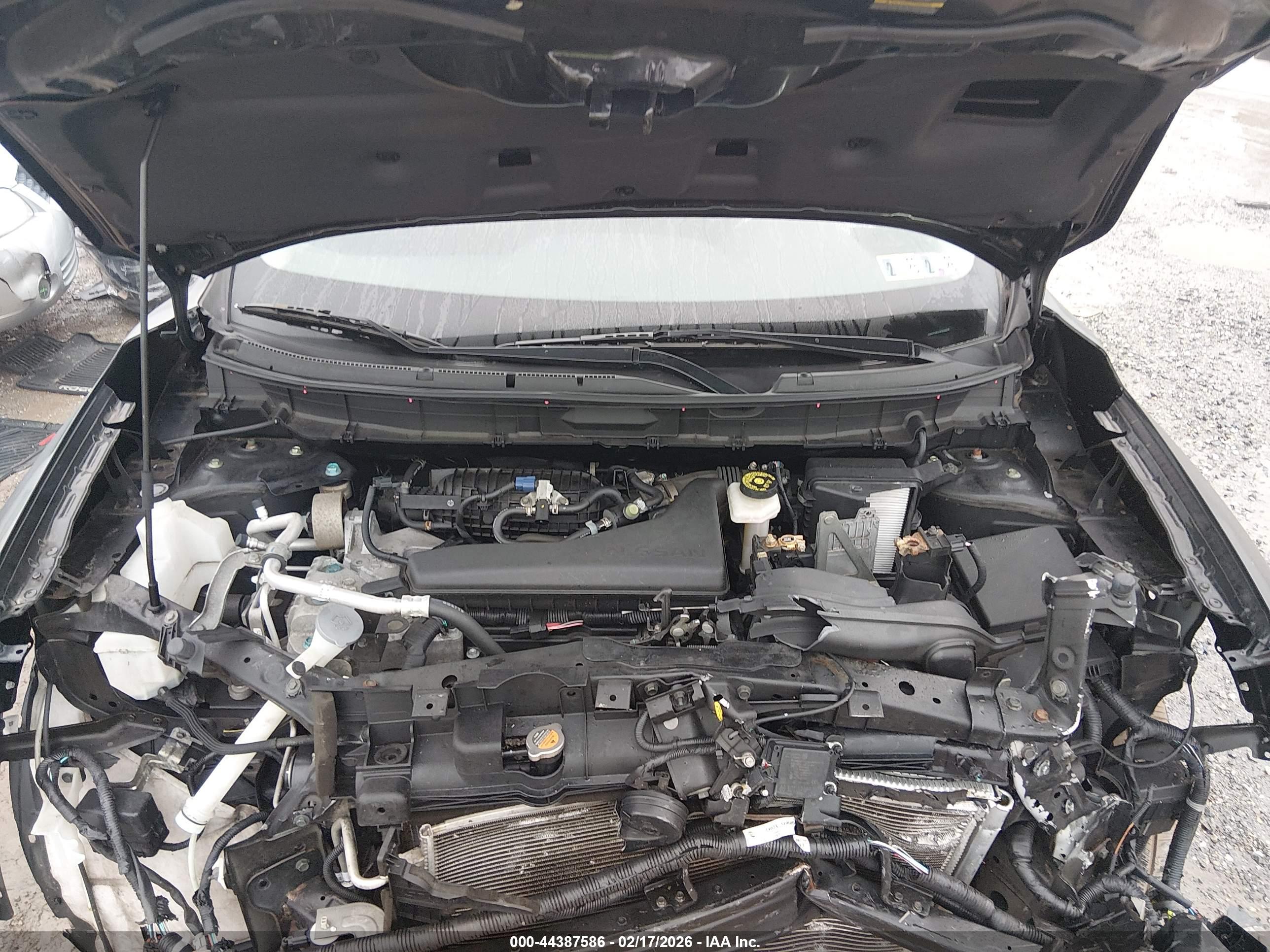 NISSAN ROGUE image 10