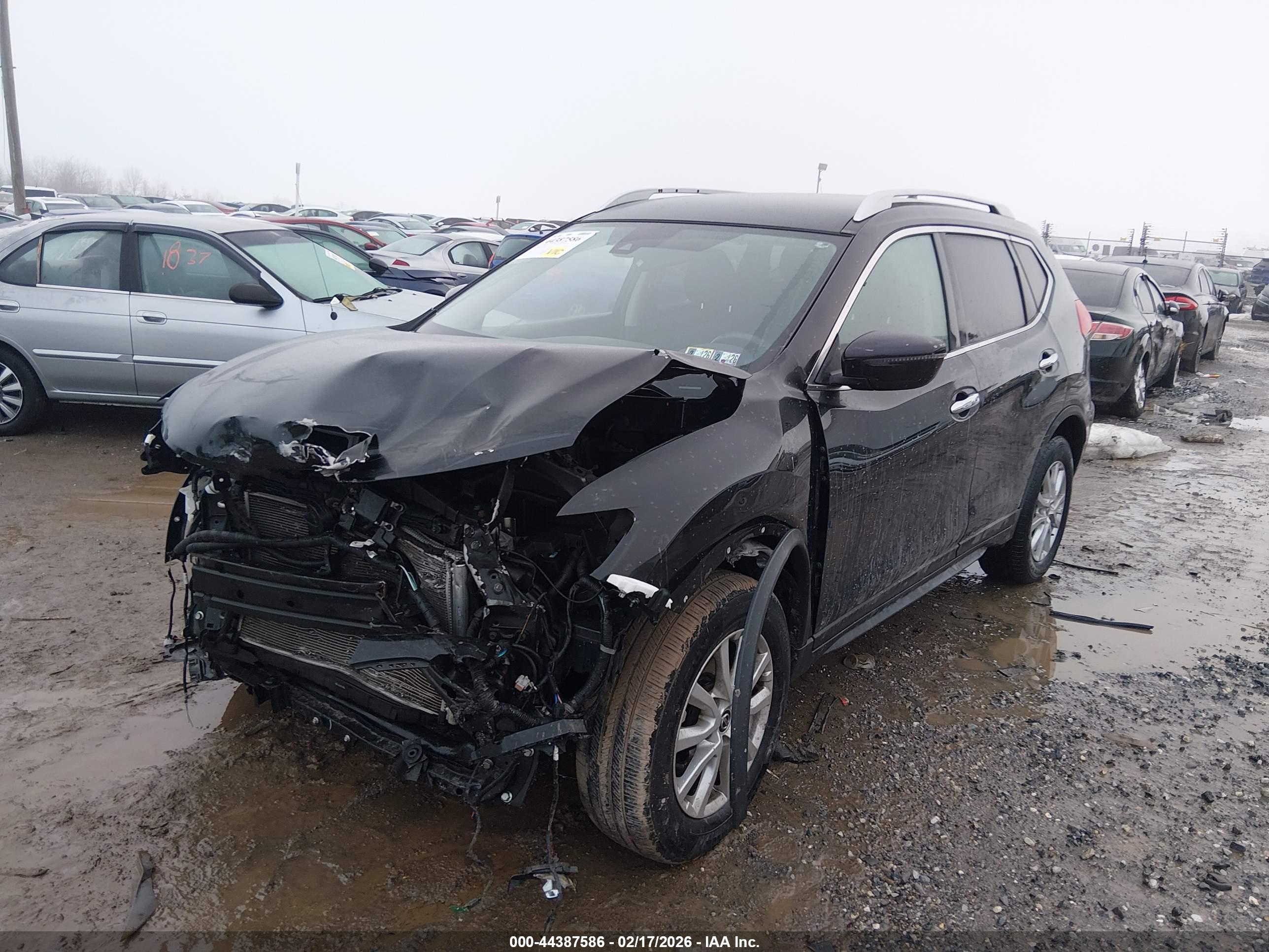 NISSAN ROGUE image 6