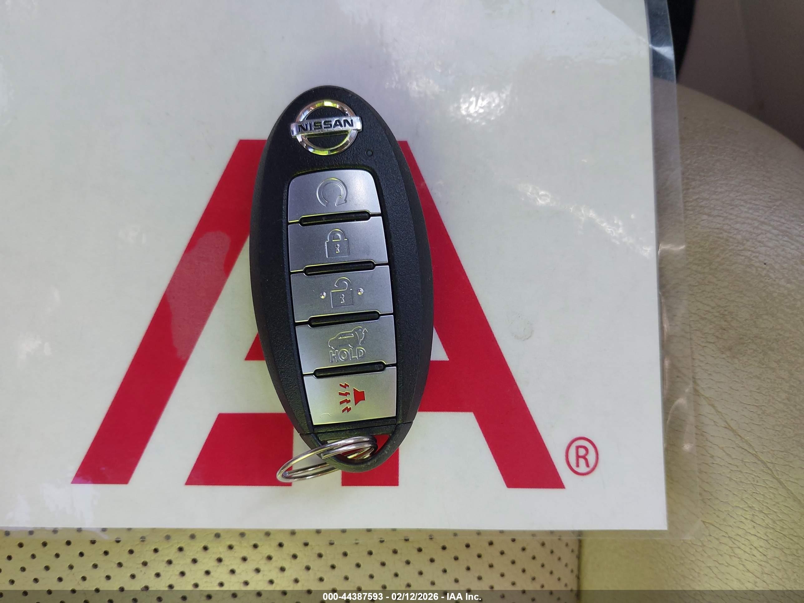 NISSAN MURANO image 11