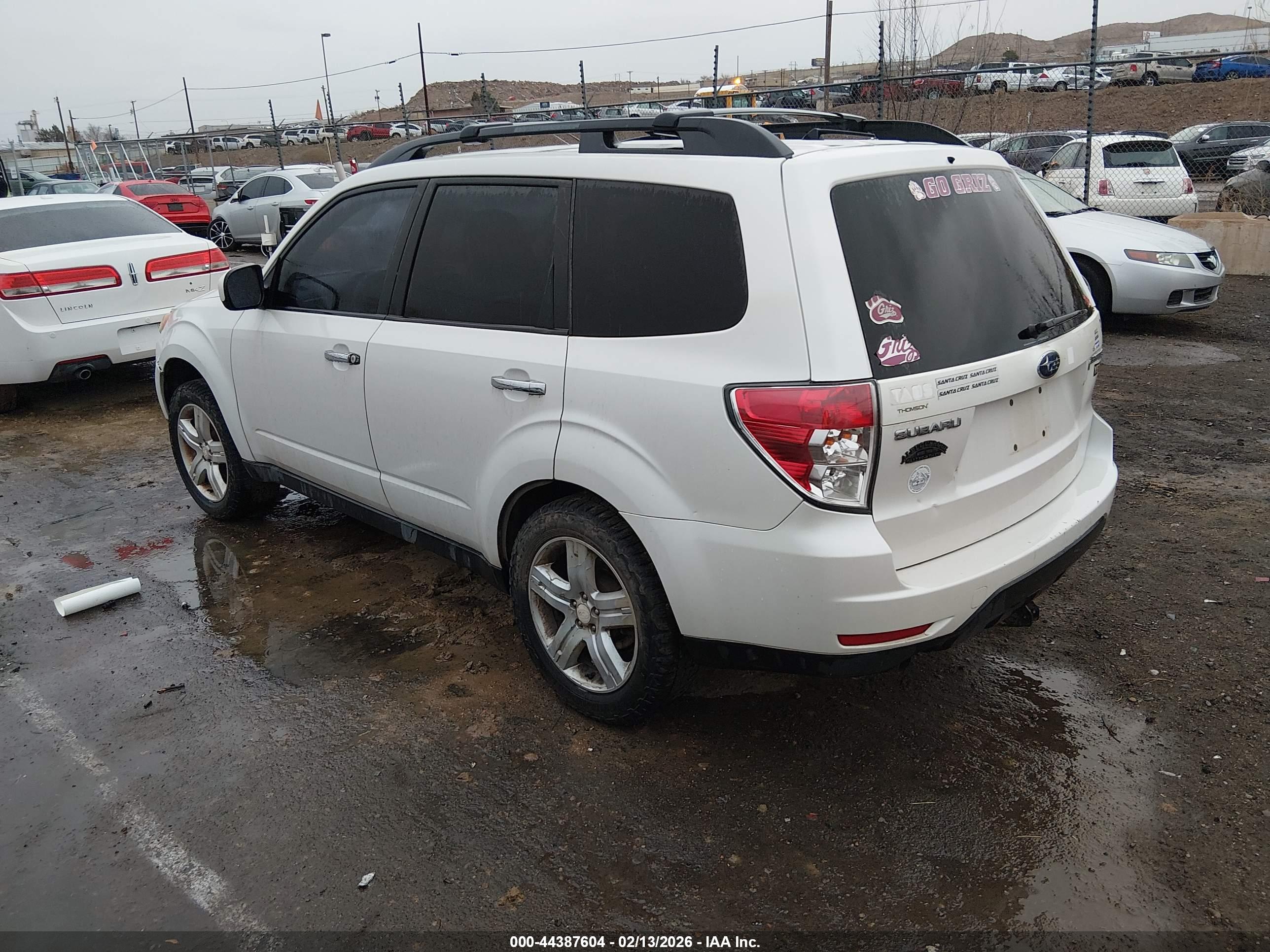SUBARU FORESTER image 3