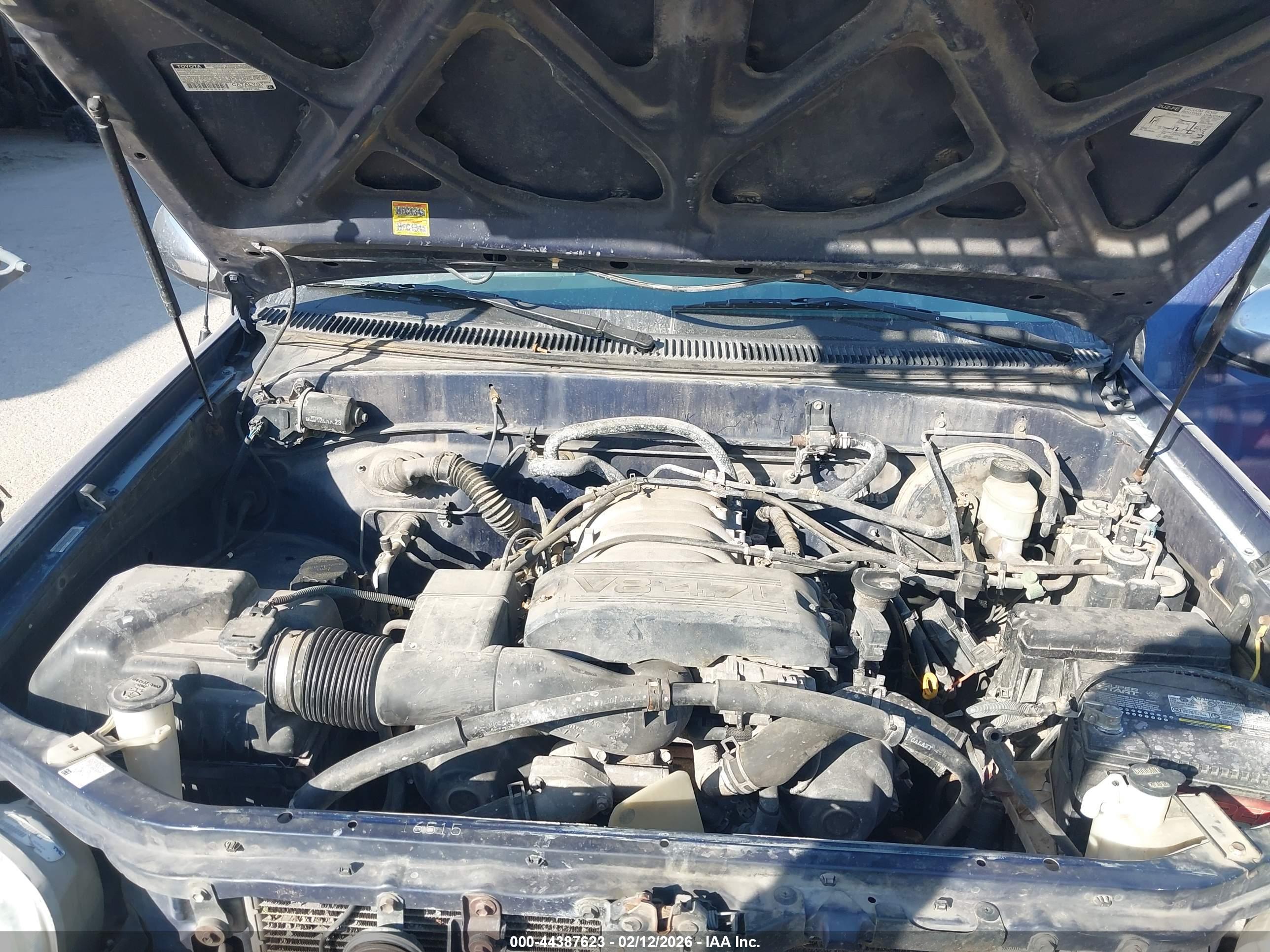 TOYOTA TUNDRA image 10