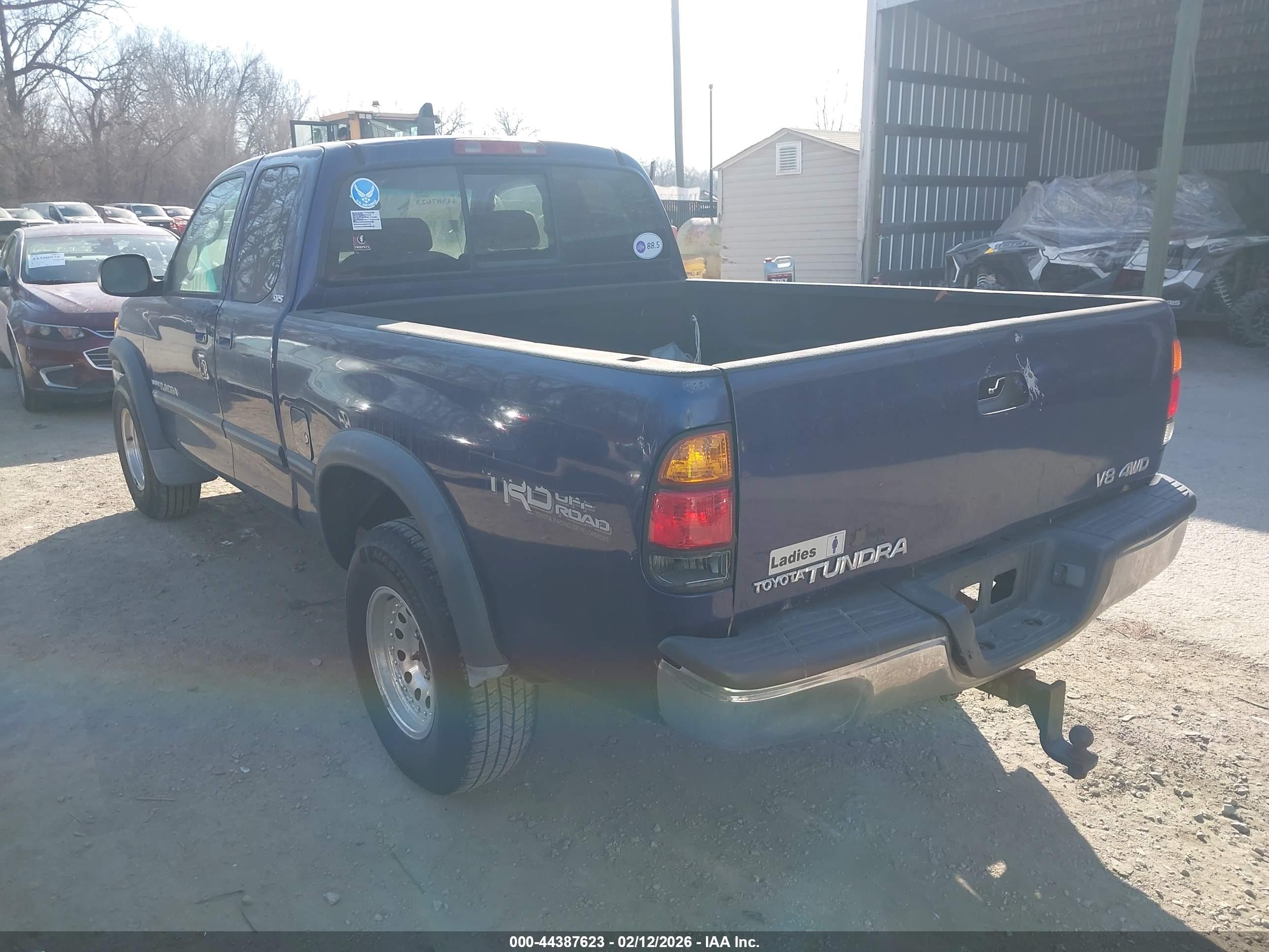 TOYOTA TUNDRA image 3