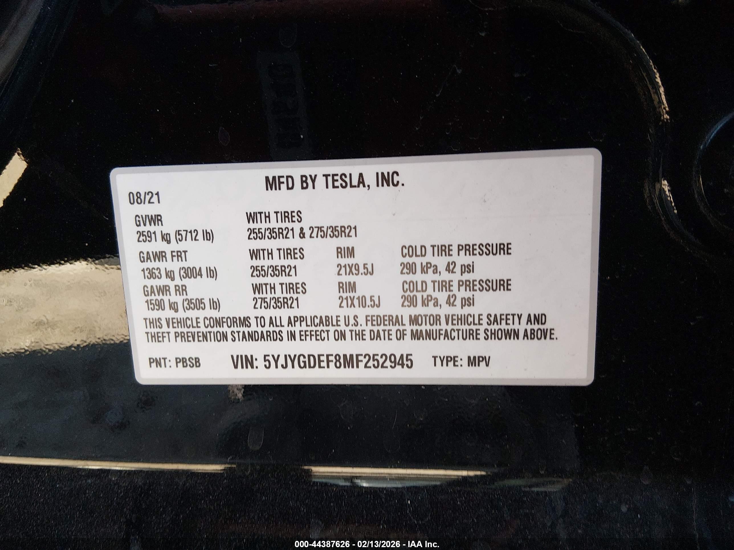 TESLA MODEL image 9