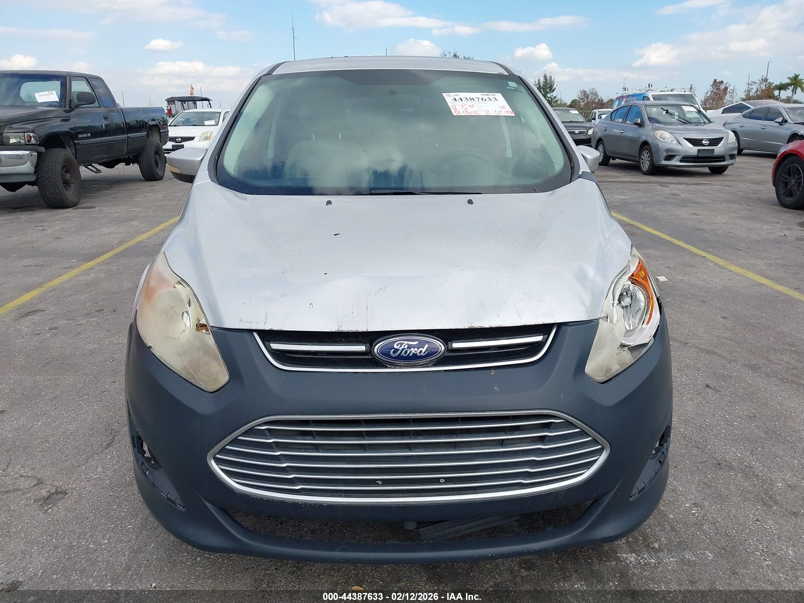 FORD C-MAX image 6