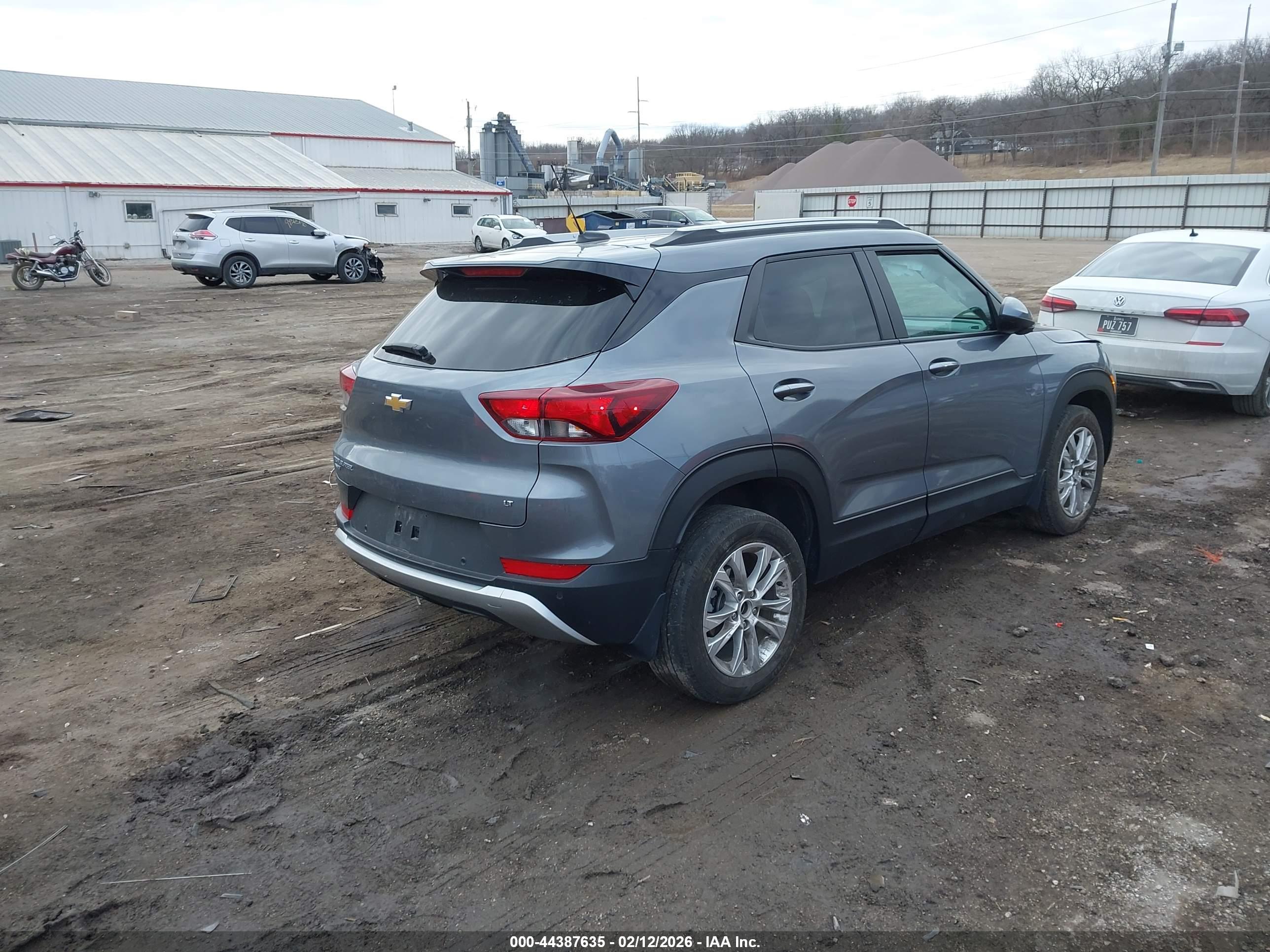 CHEVROLET TRAILBLAZER image 4