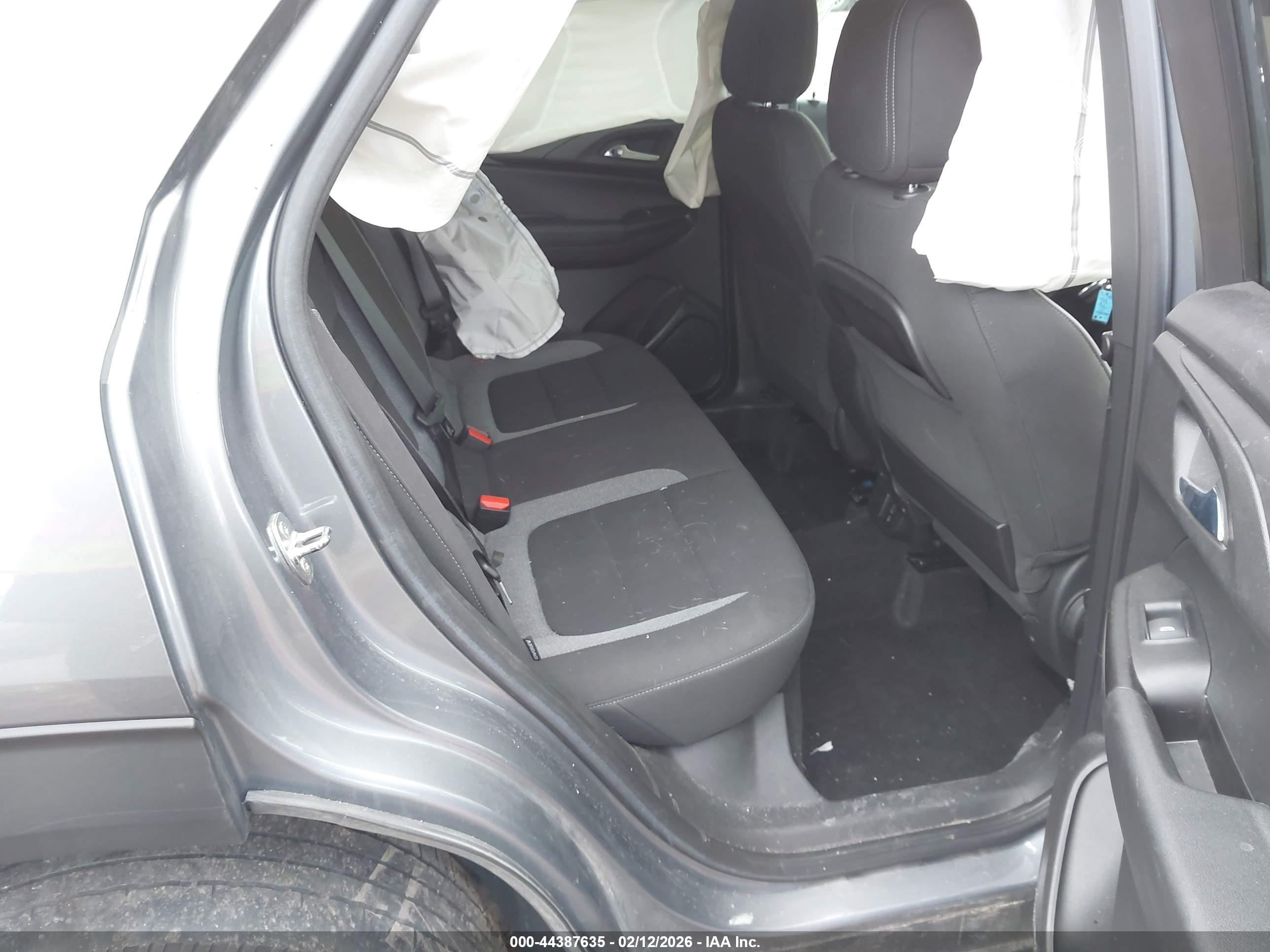 CHEVROLET TRAILBLAZER image 8