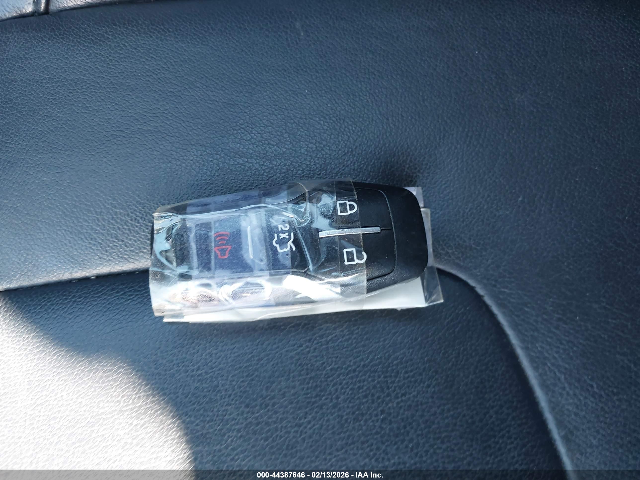 FORD EDGE image 11