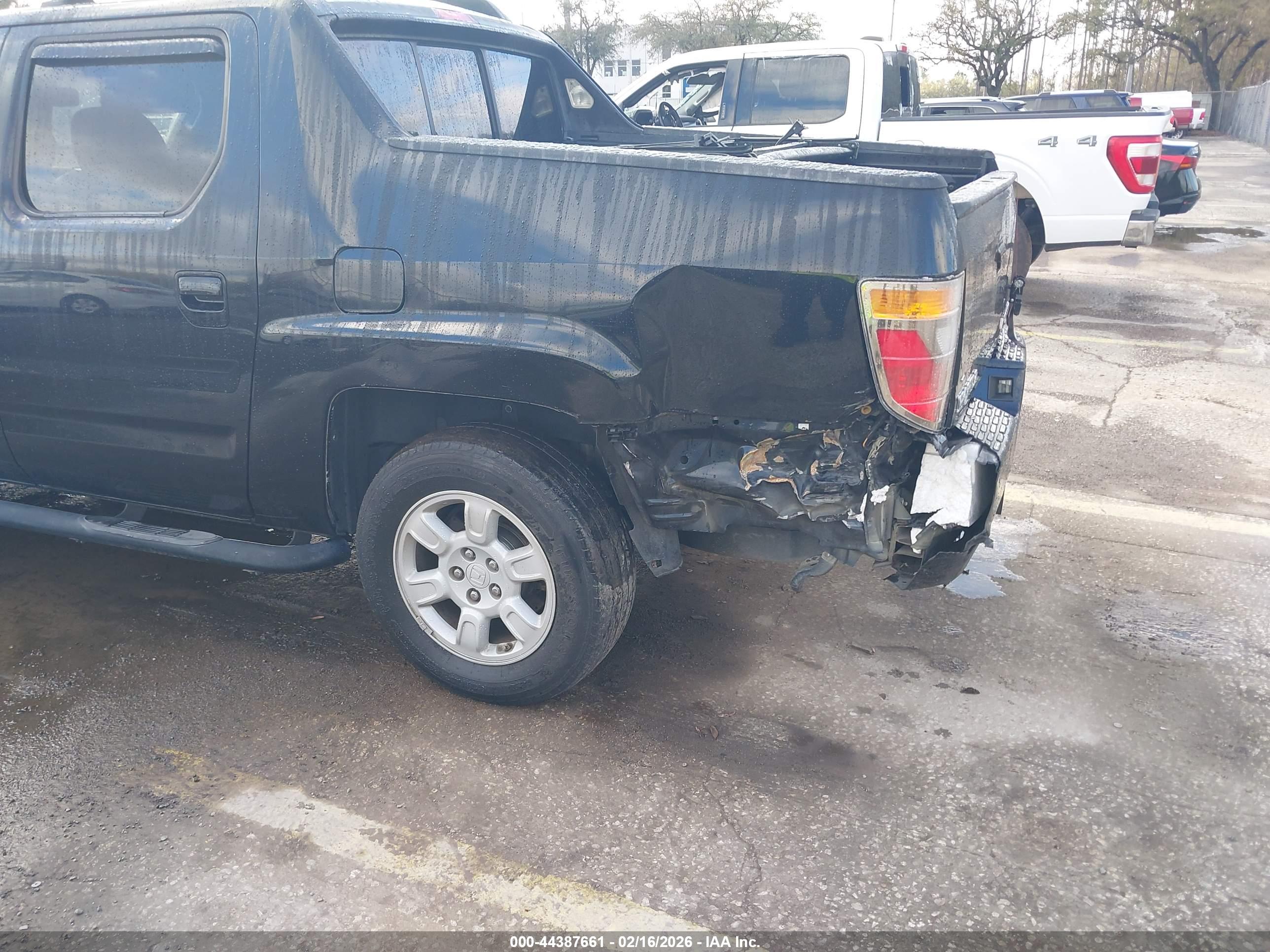 HONDA RIDGELINE image 6