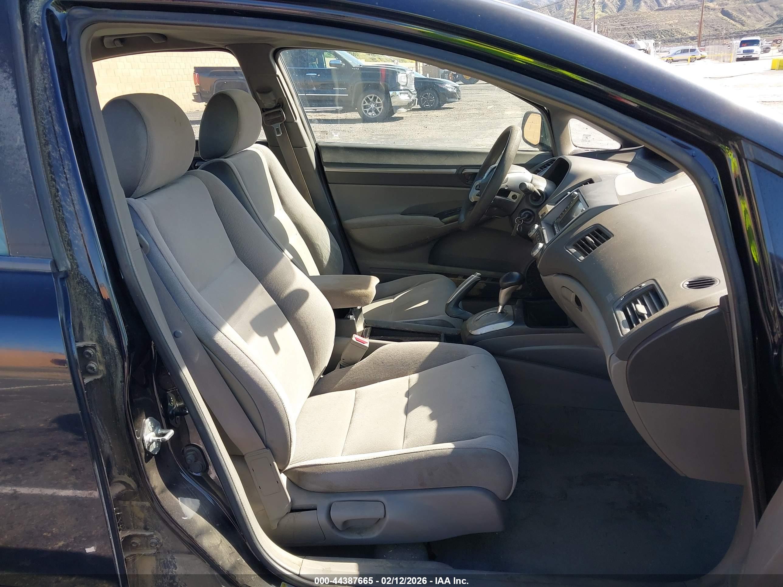 HONDA CIVIC image 5