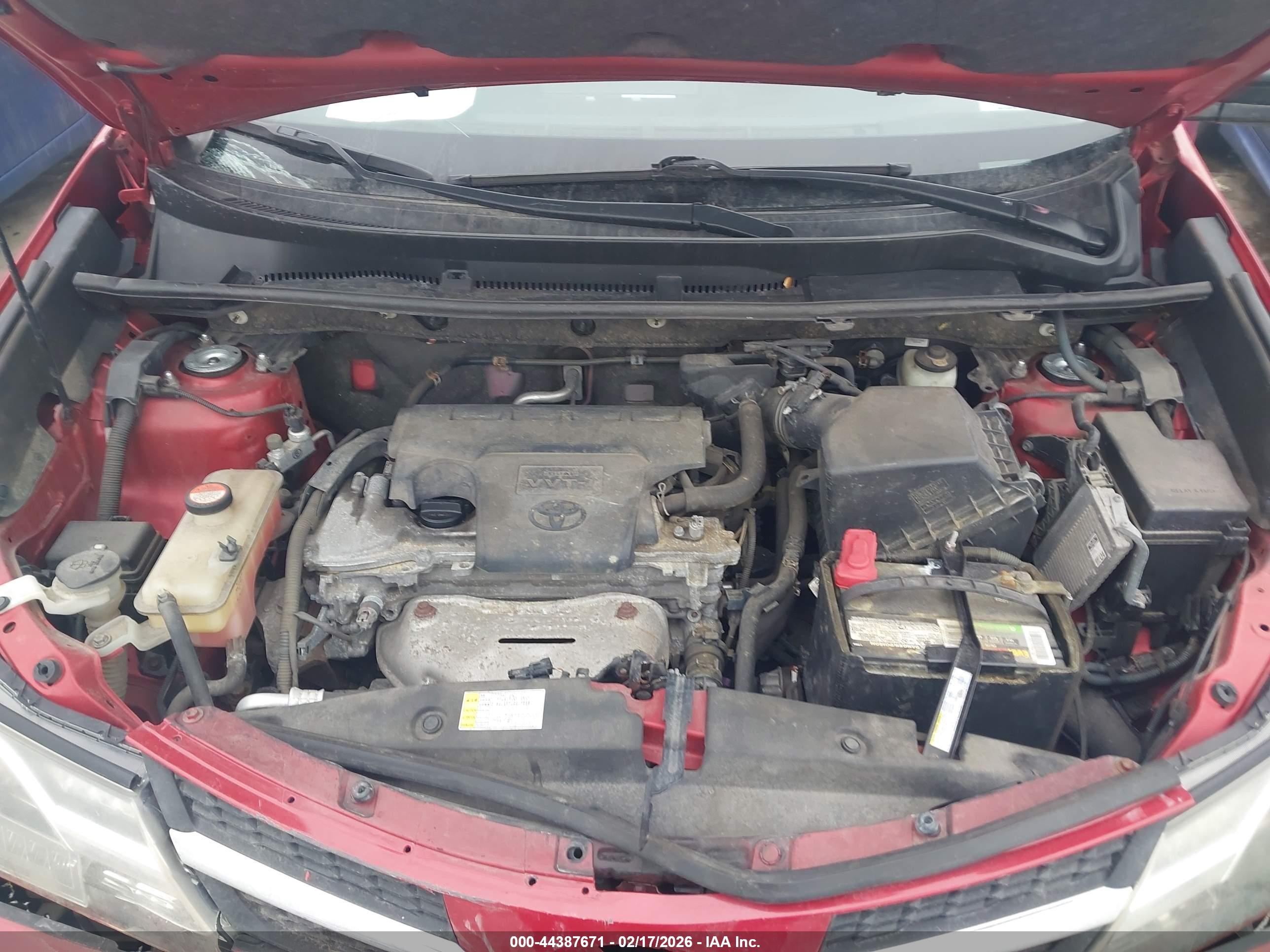TOYOTA RAV4 image 10