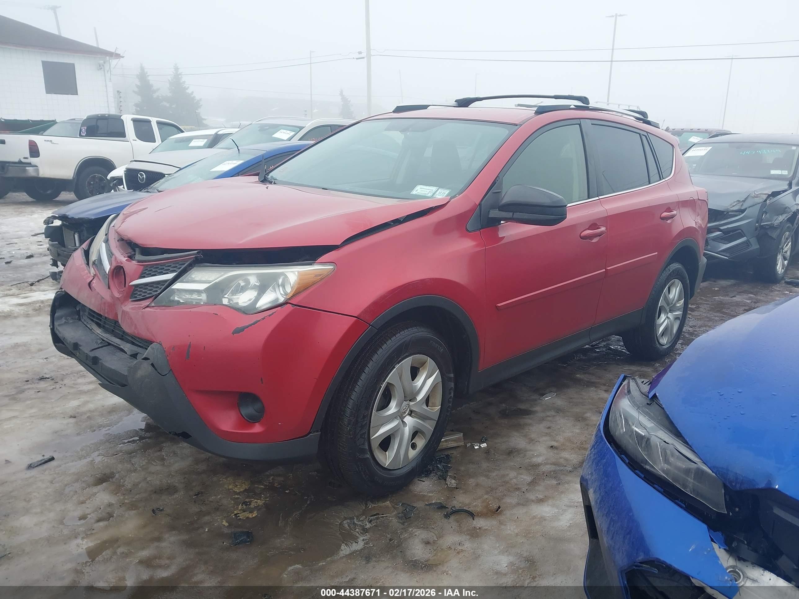TOYOTA RAV4 image 2
