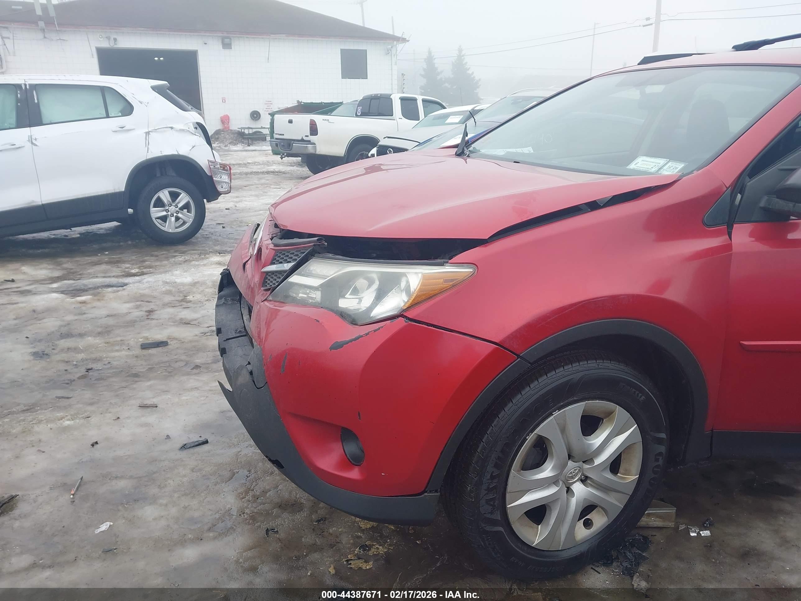 TOYOTA RAV4 image 6