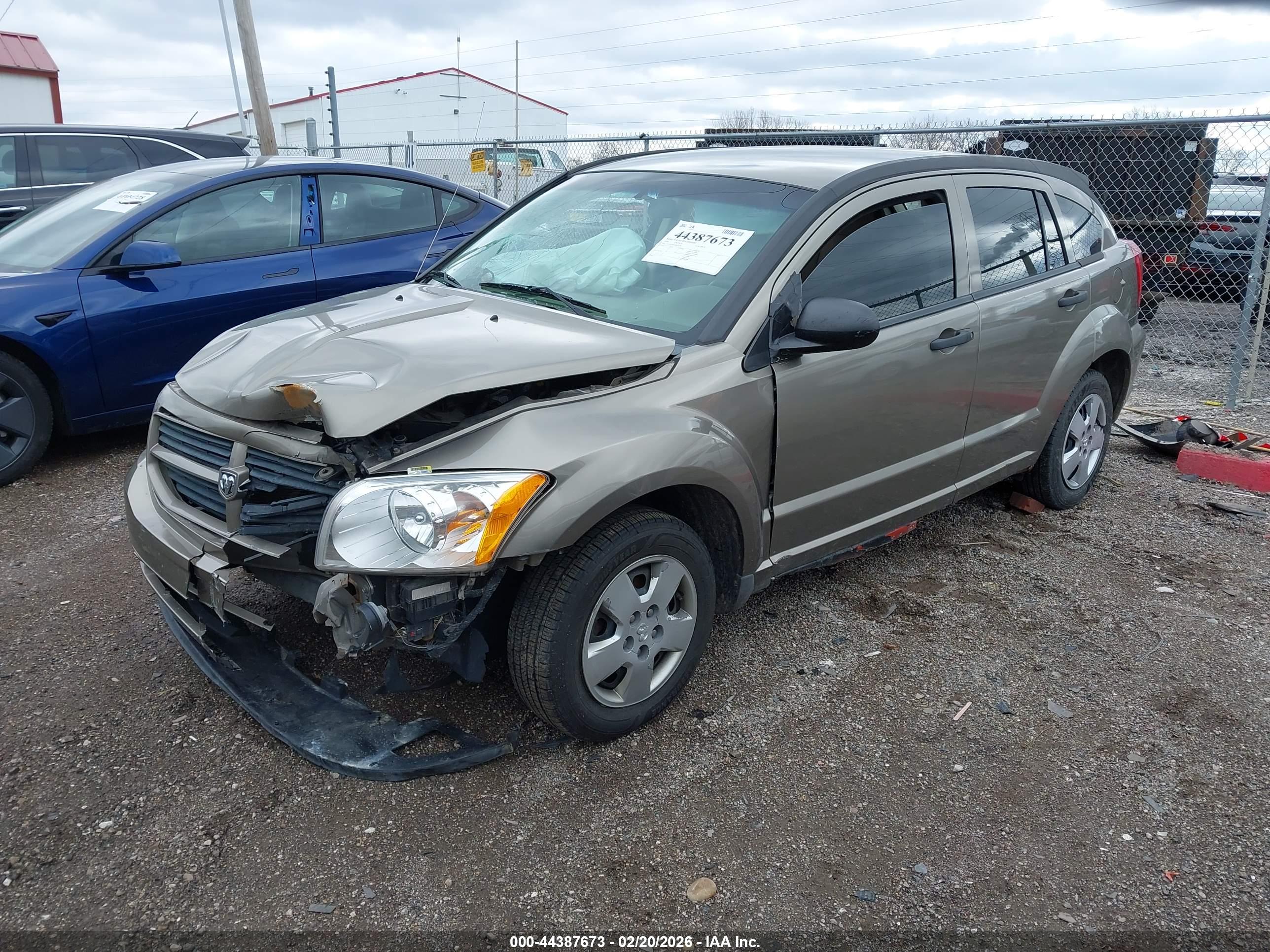 DODGE CALIBER image 2