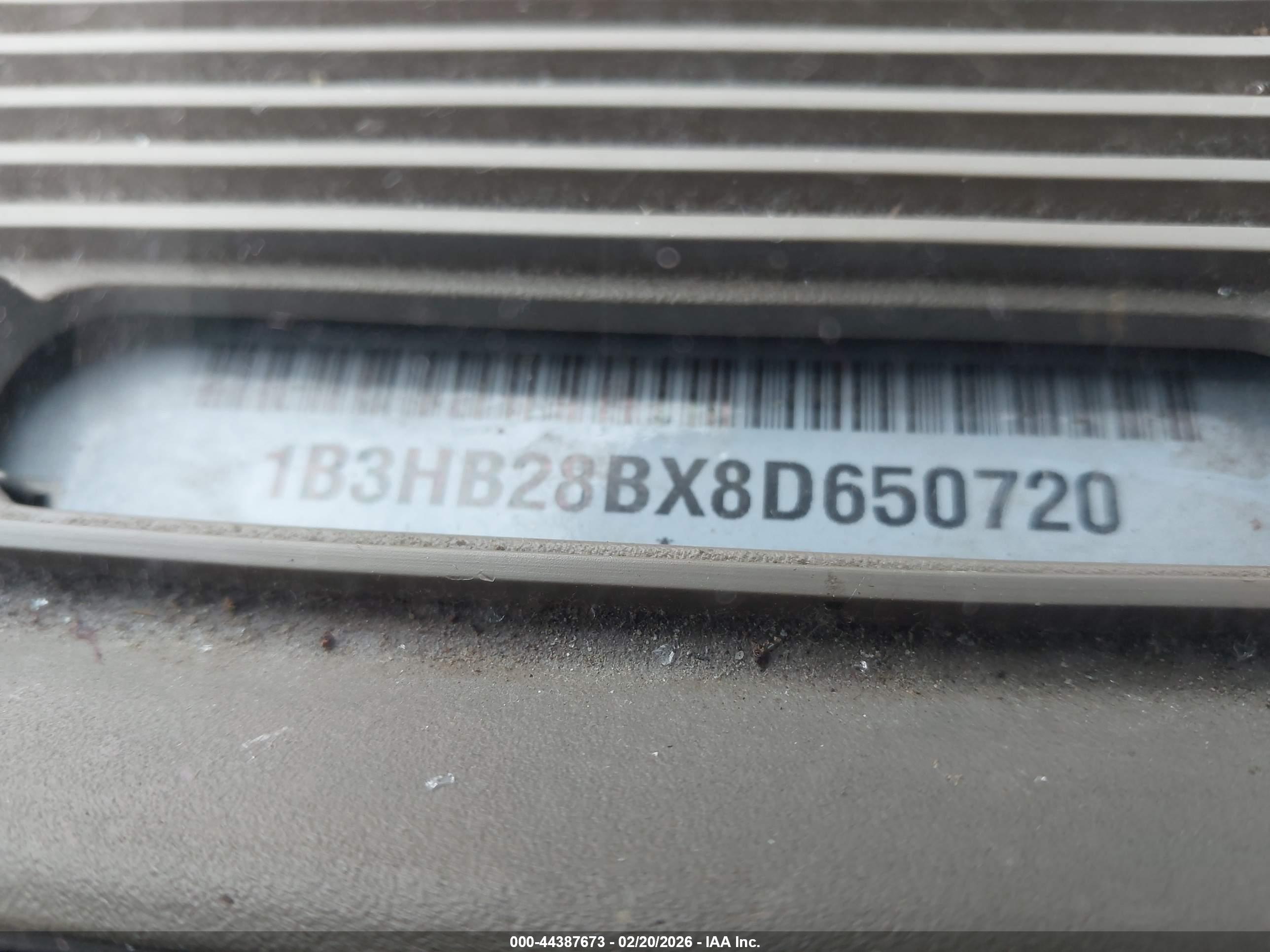 DODGE CALIBER image 9