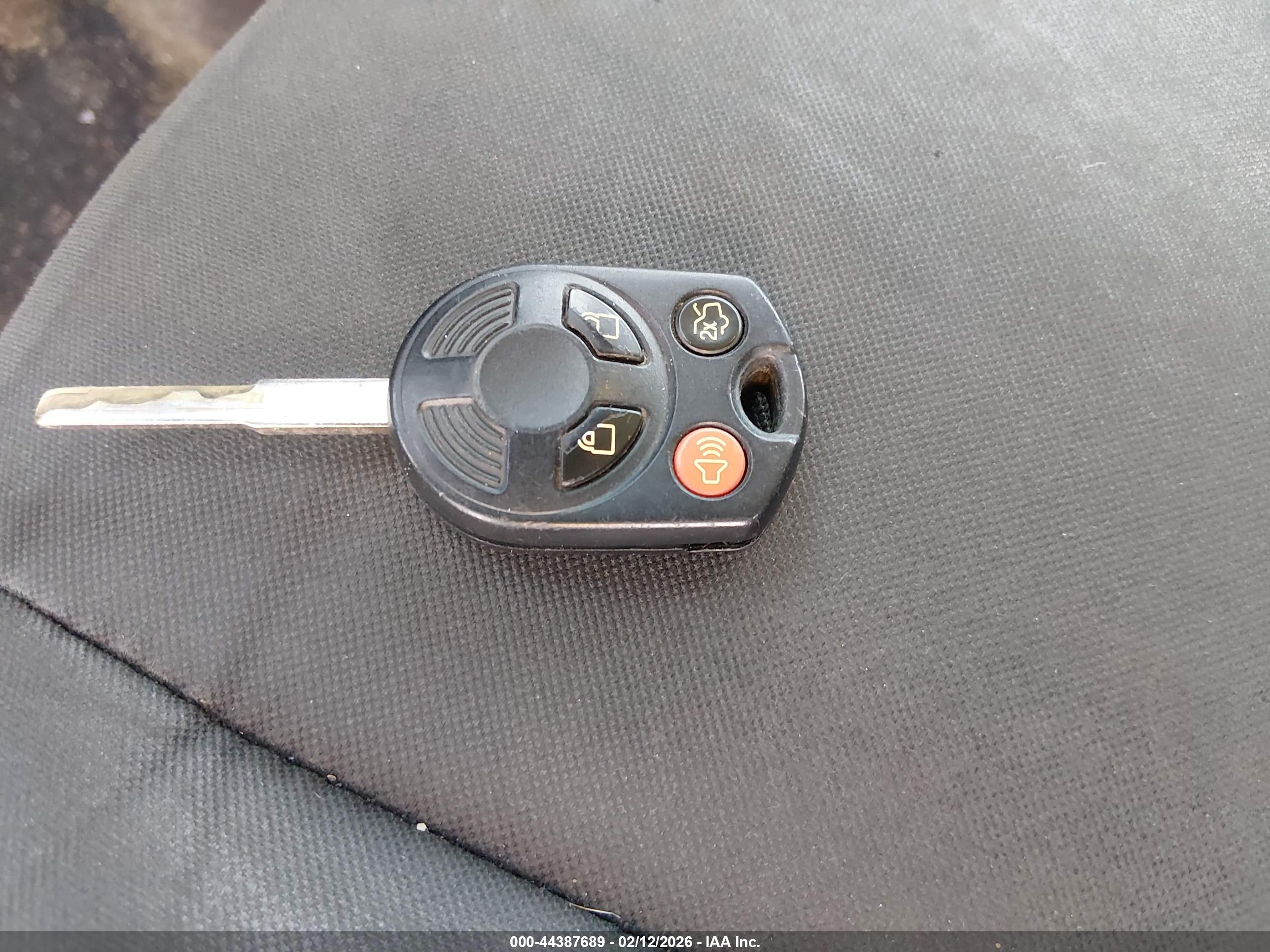 FORD ESCAPE image 11