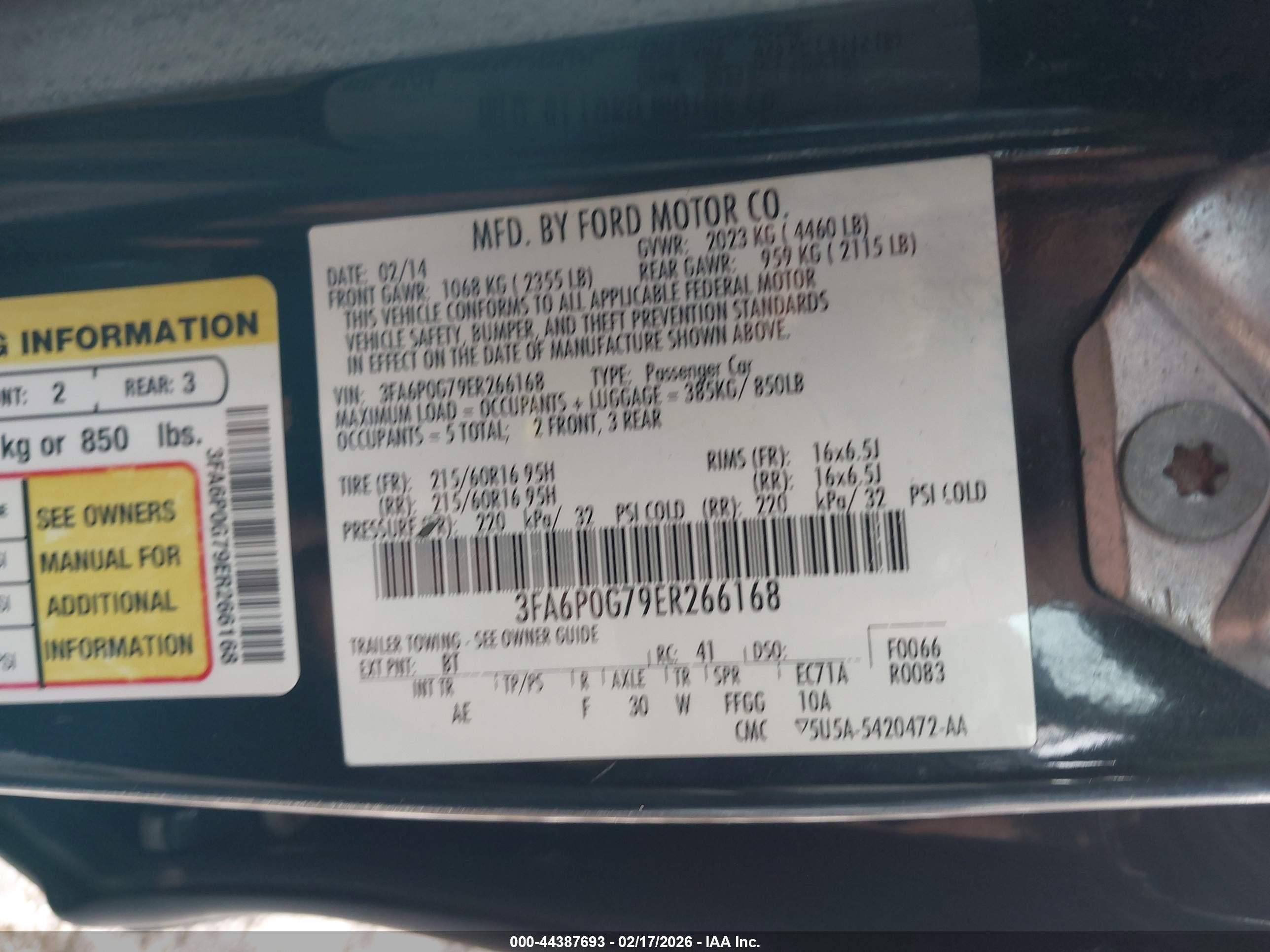 FORD FUSION image 9