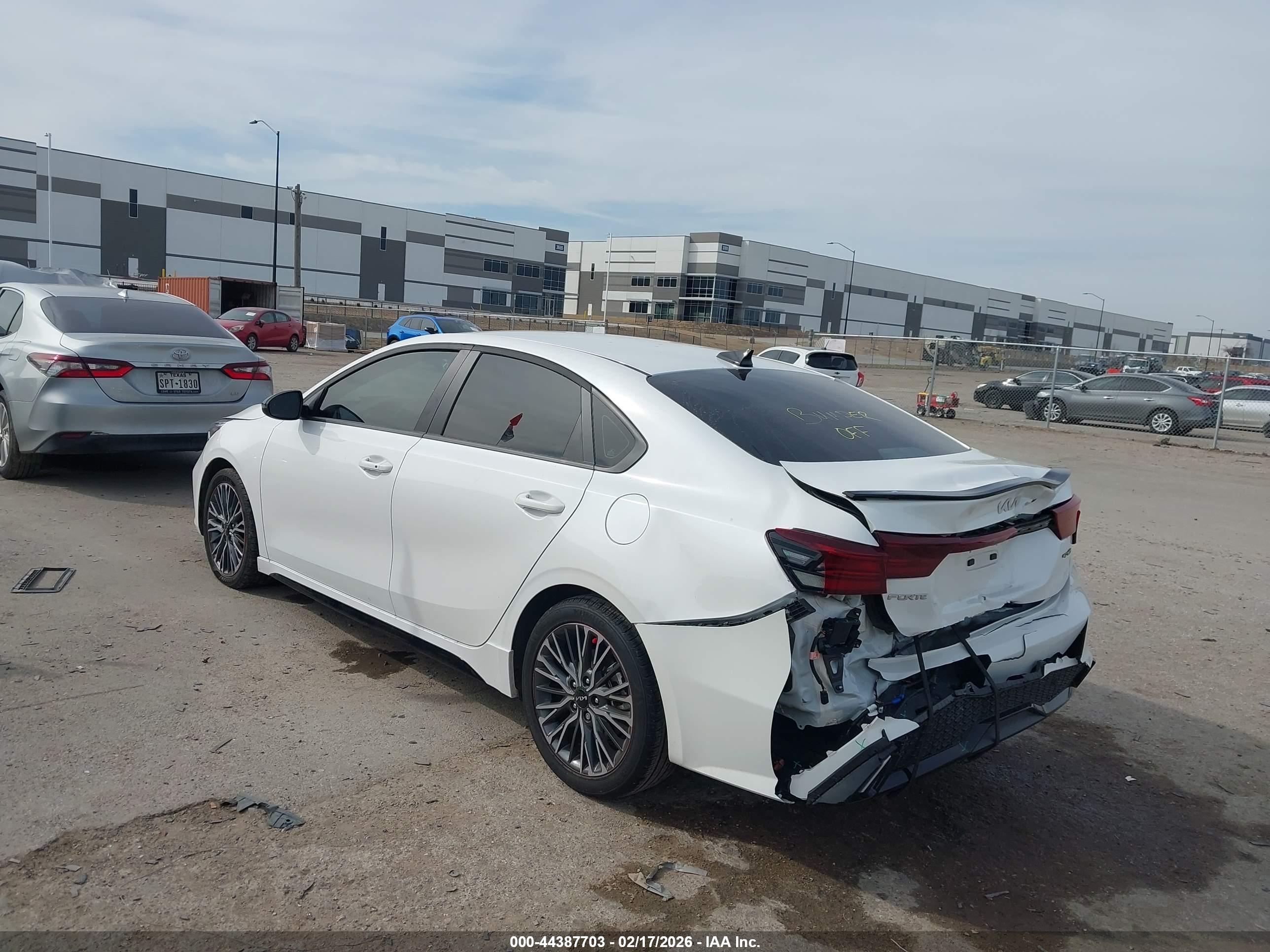 KIA FORTE image 3