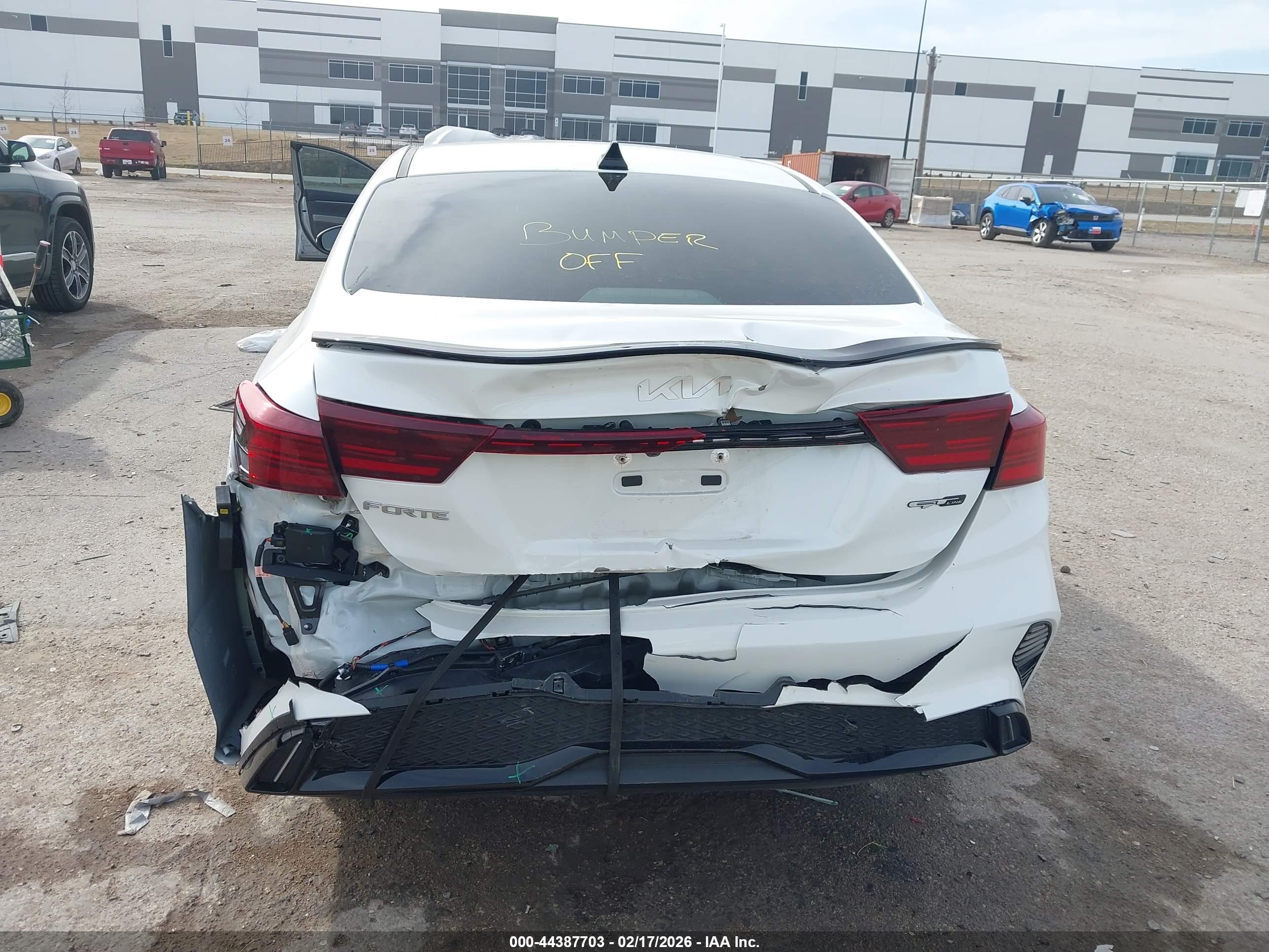 KIA FORTE image 6