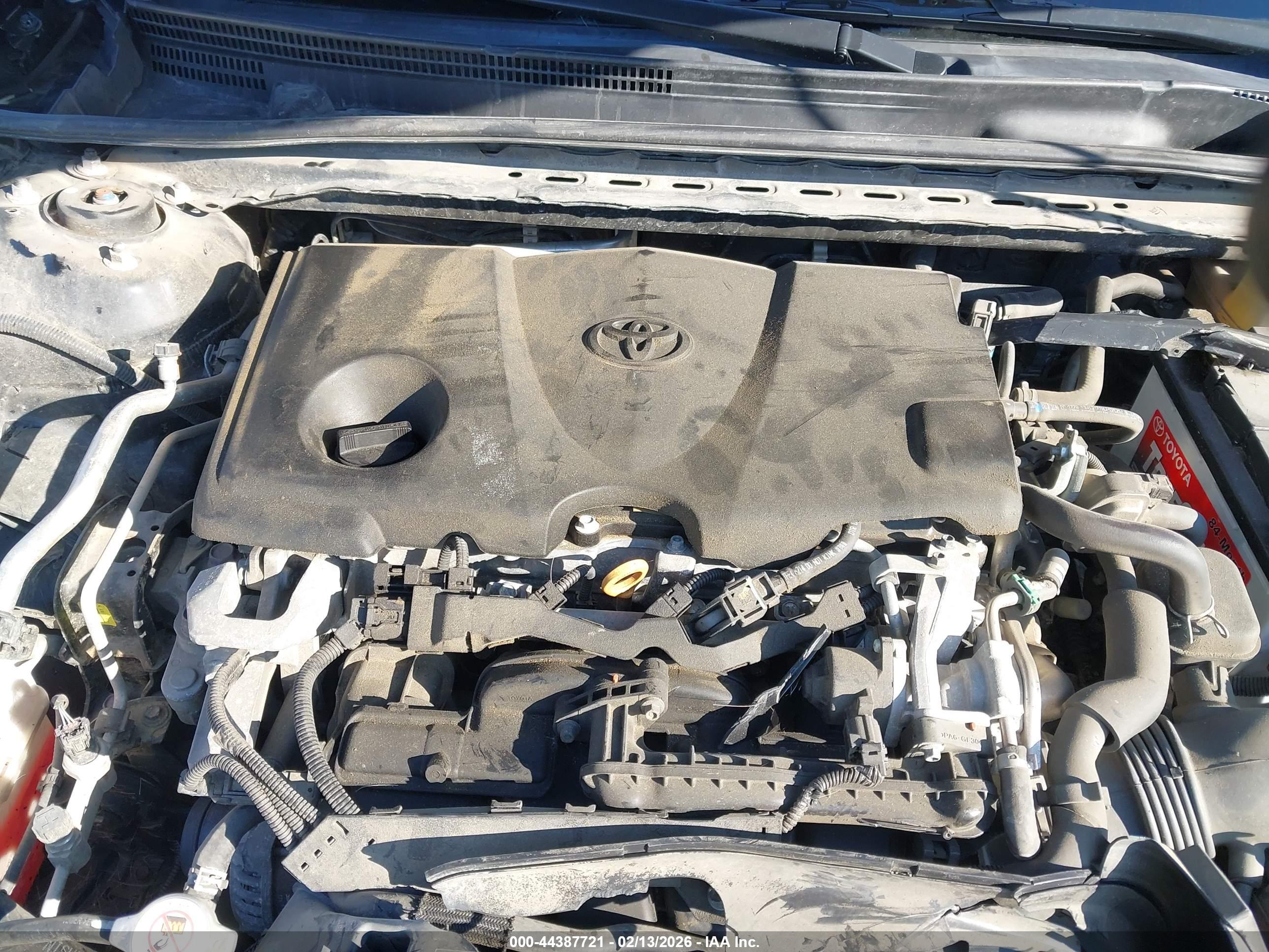 TOYOTA CAMRY image 10