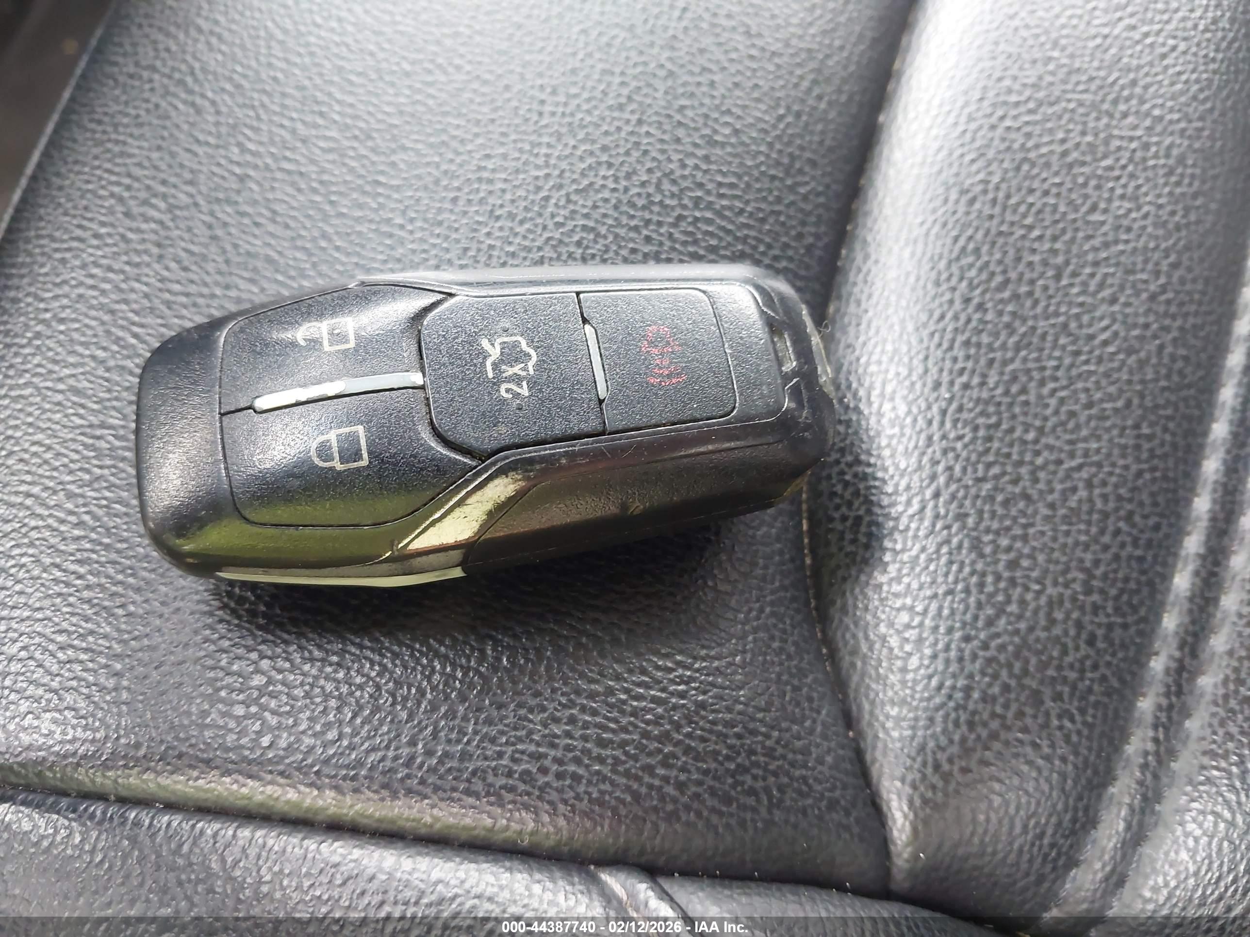 FORD EDGE image 11