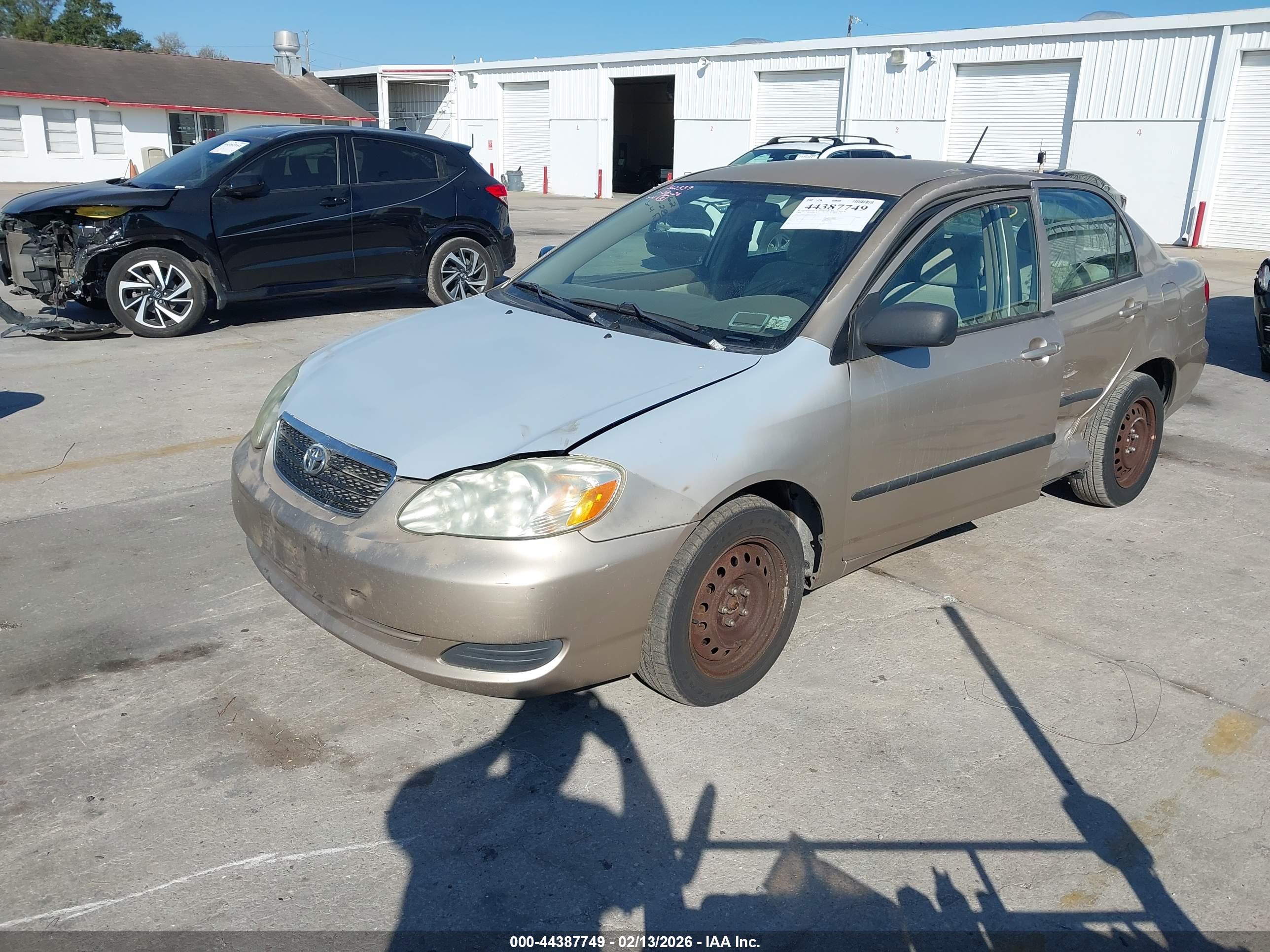 TOYOTA COROLLA image 2