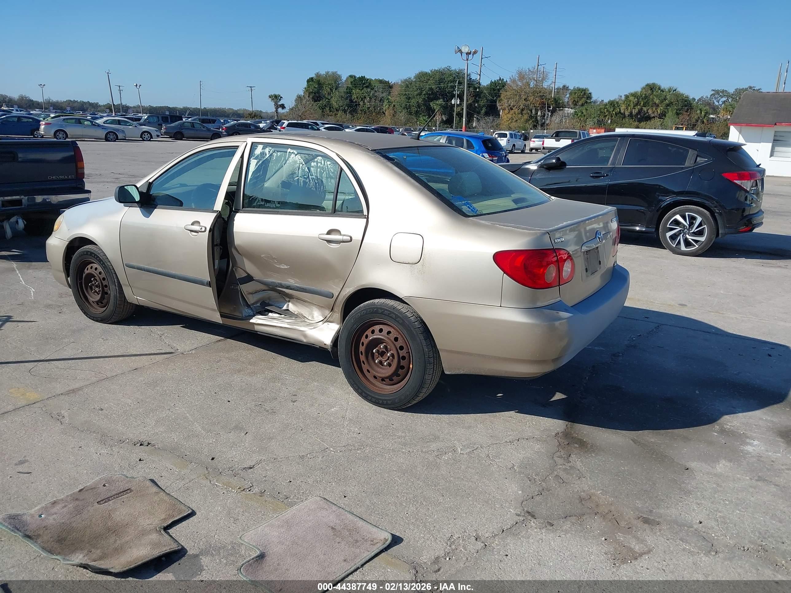 TOYOTA COROLLA image 3