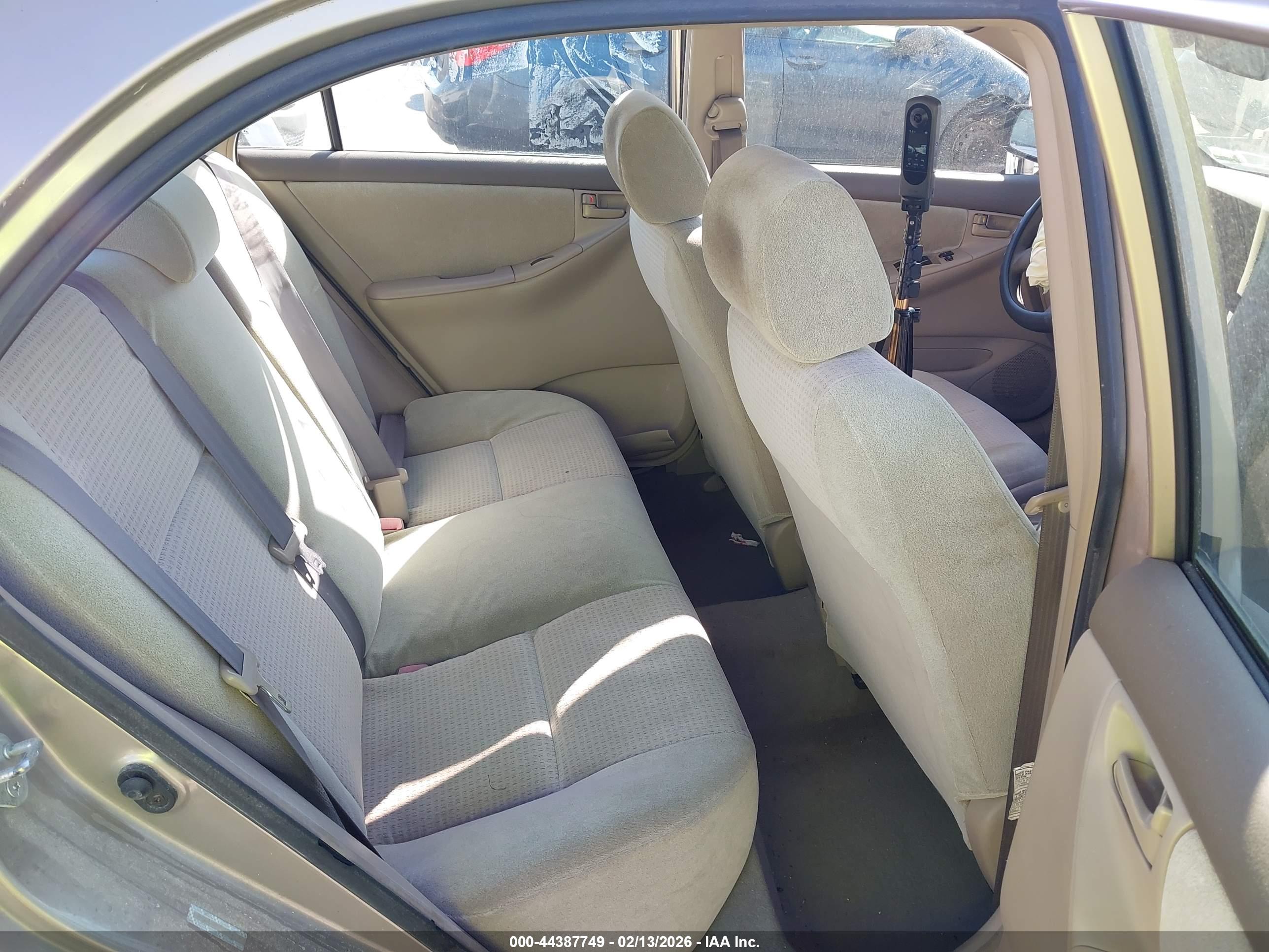 TOYOTA COROLLA image 8