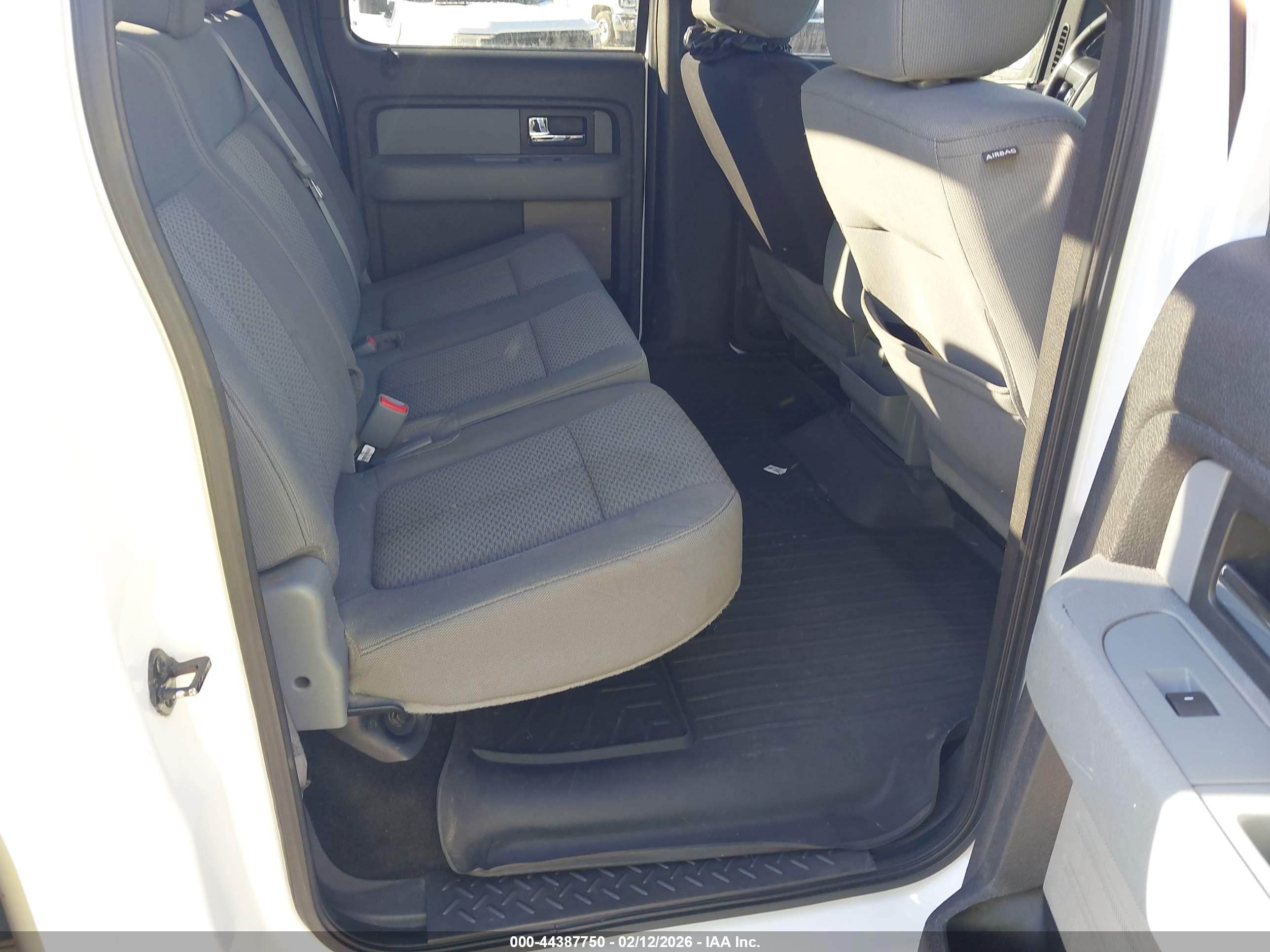 FORD F-150 image 8