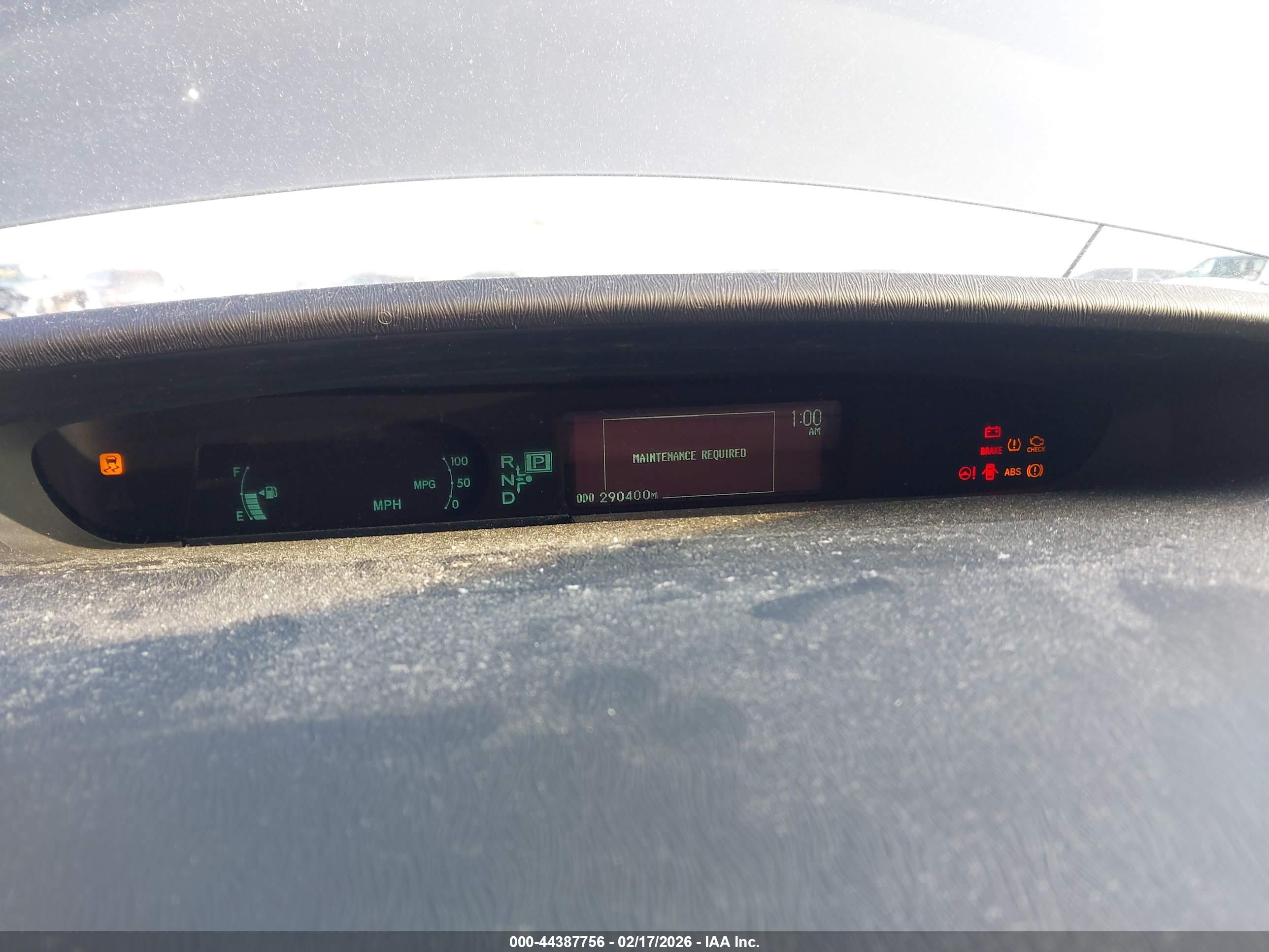 TOYOTA PRIUS image 7