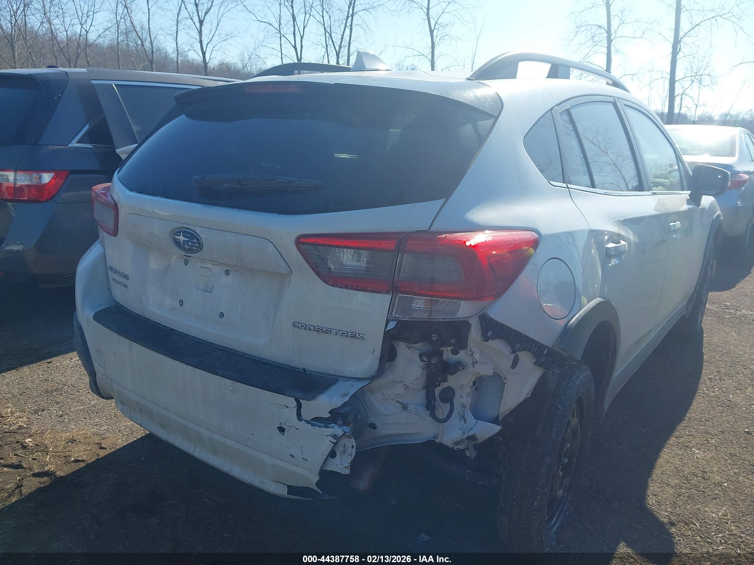 SUBARU CROSSTREK image 4