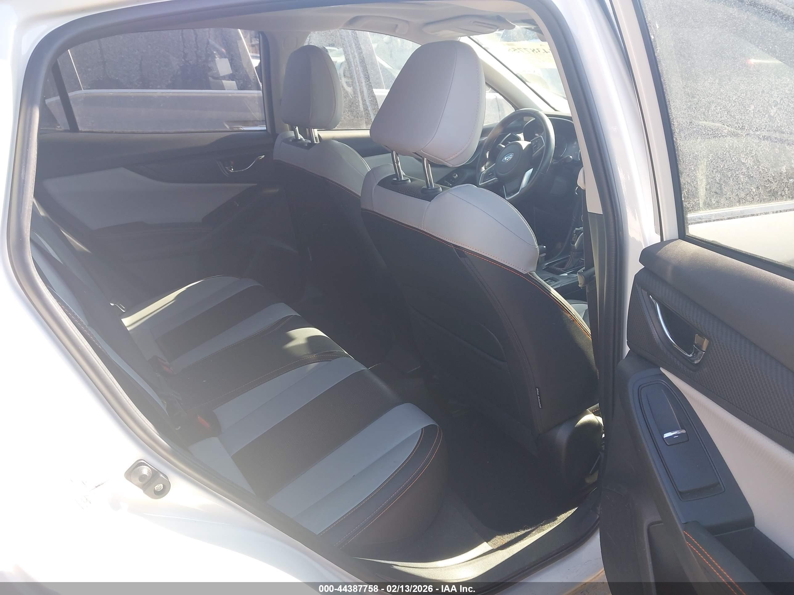 SUBARU CROSSTREK image 8