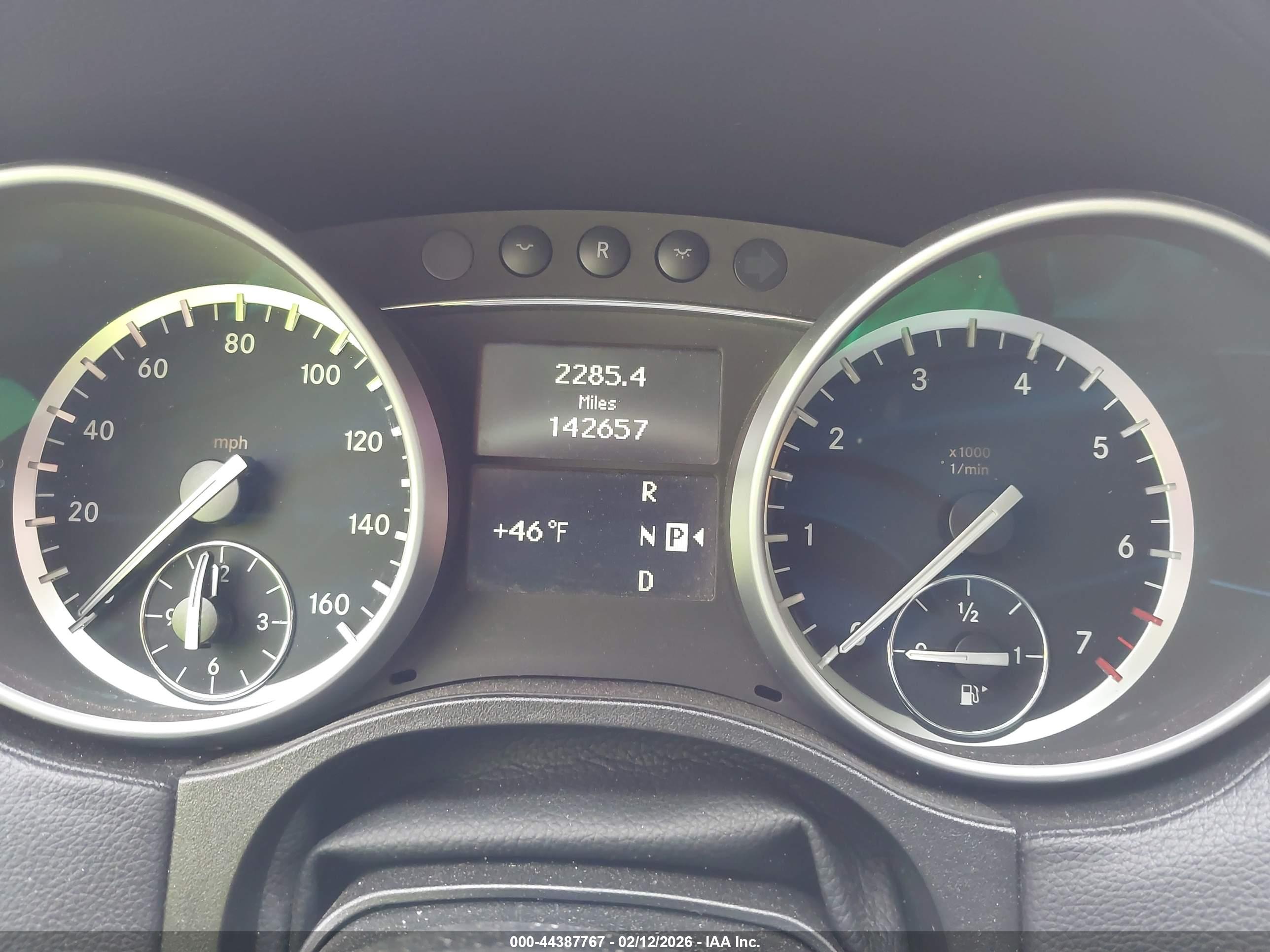 MERCEDES-BENZ GL image 7