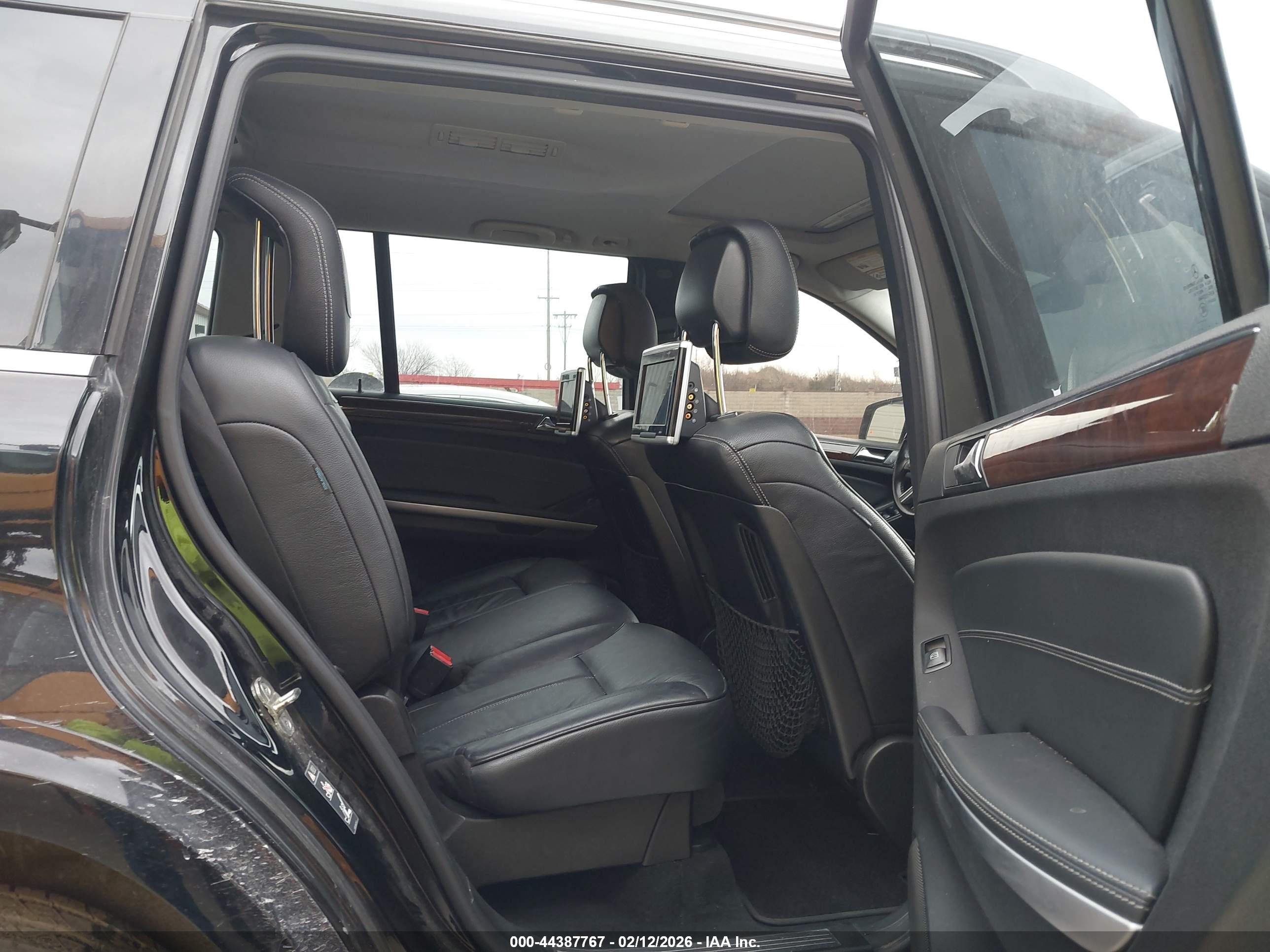 MERCEDES-BENZ GL image 8