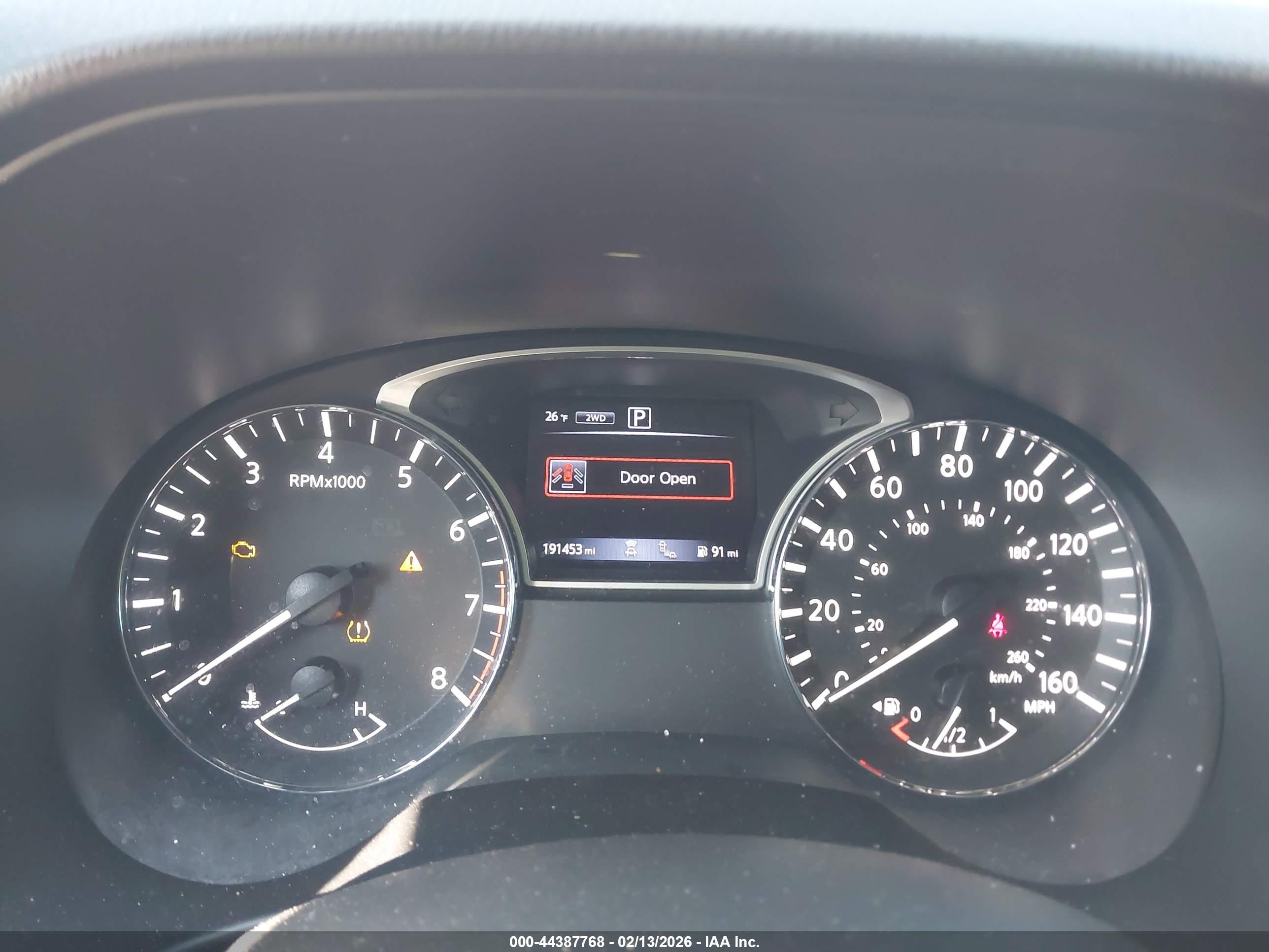 NISSAN PATHFINDER image 7