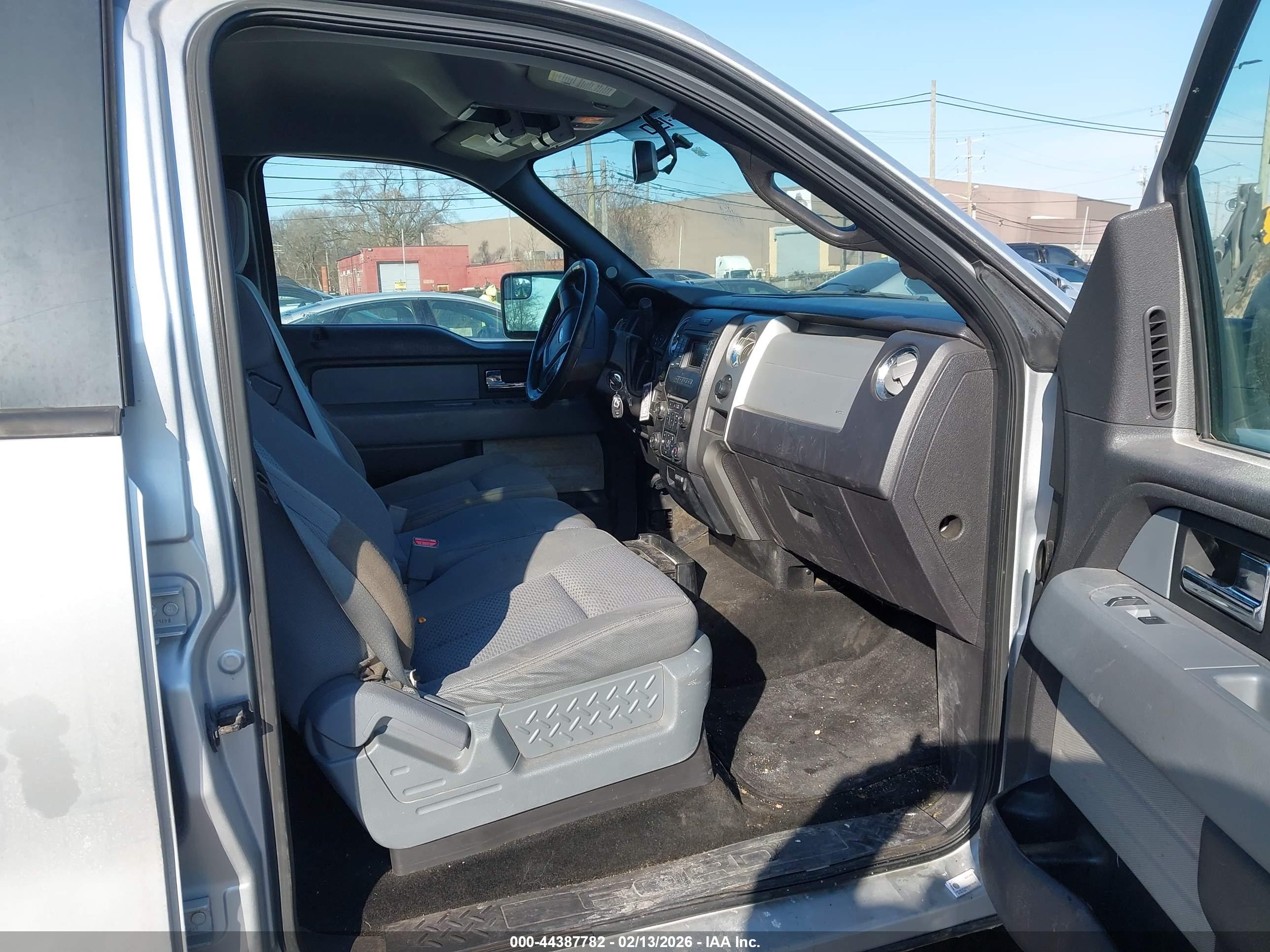 FORD F-150 image 5