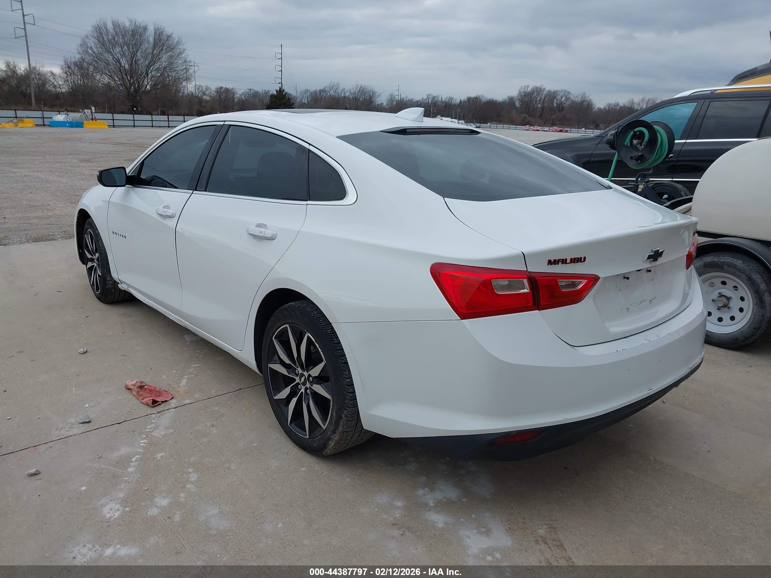 CHEVROLET MALIBU image 3