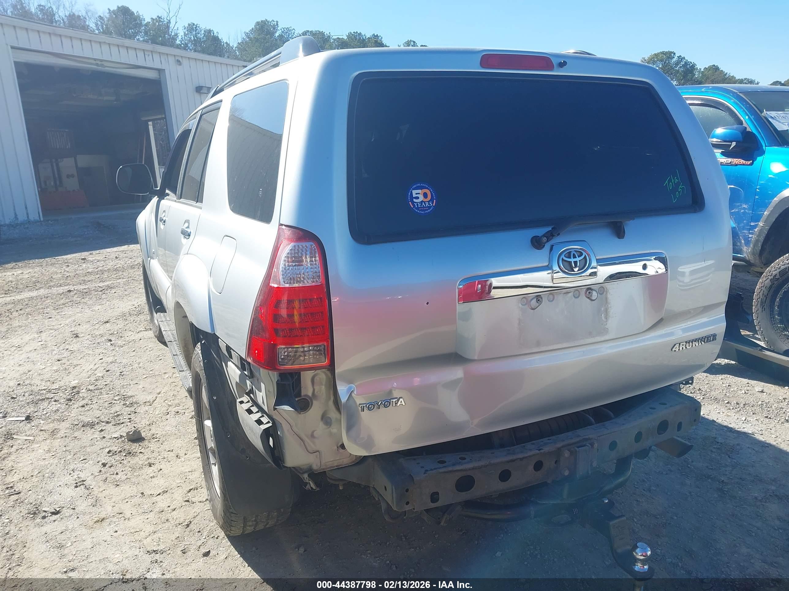 TOYOTA 4RUNNER image 3