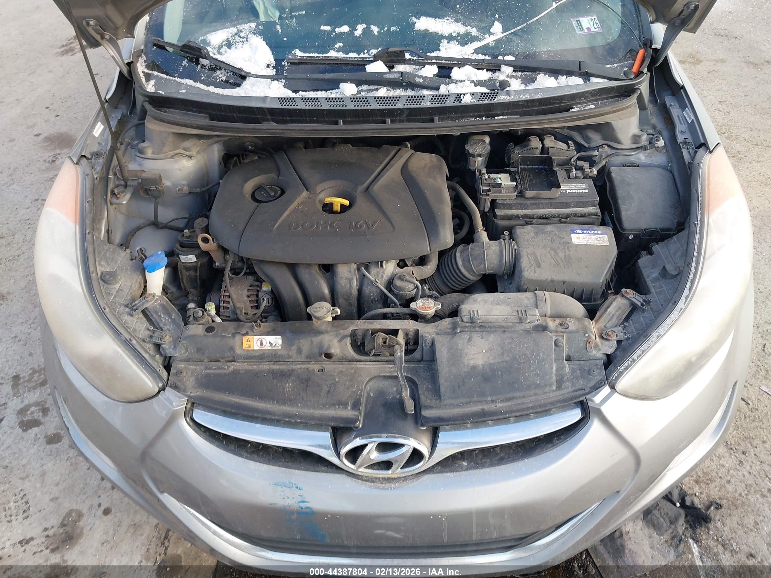 HYUNDAI ELANTRA image 10