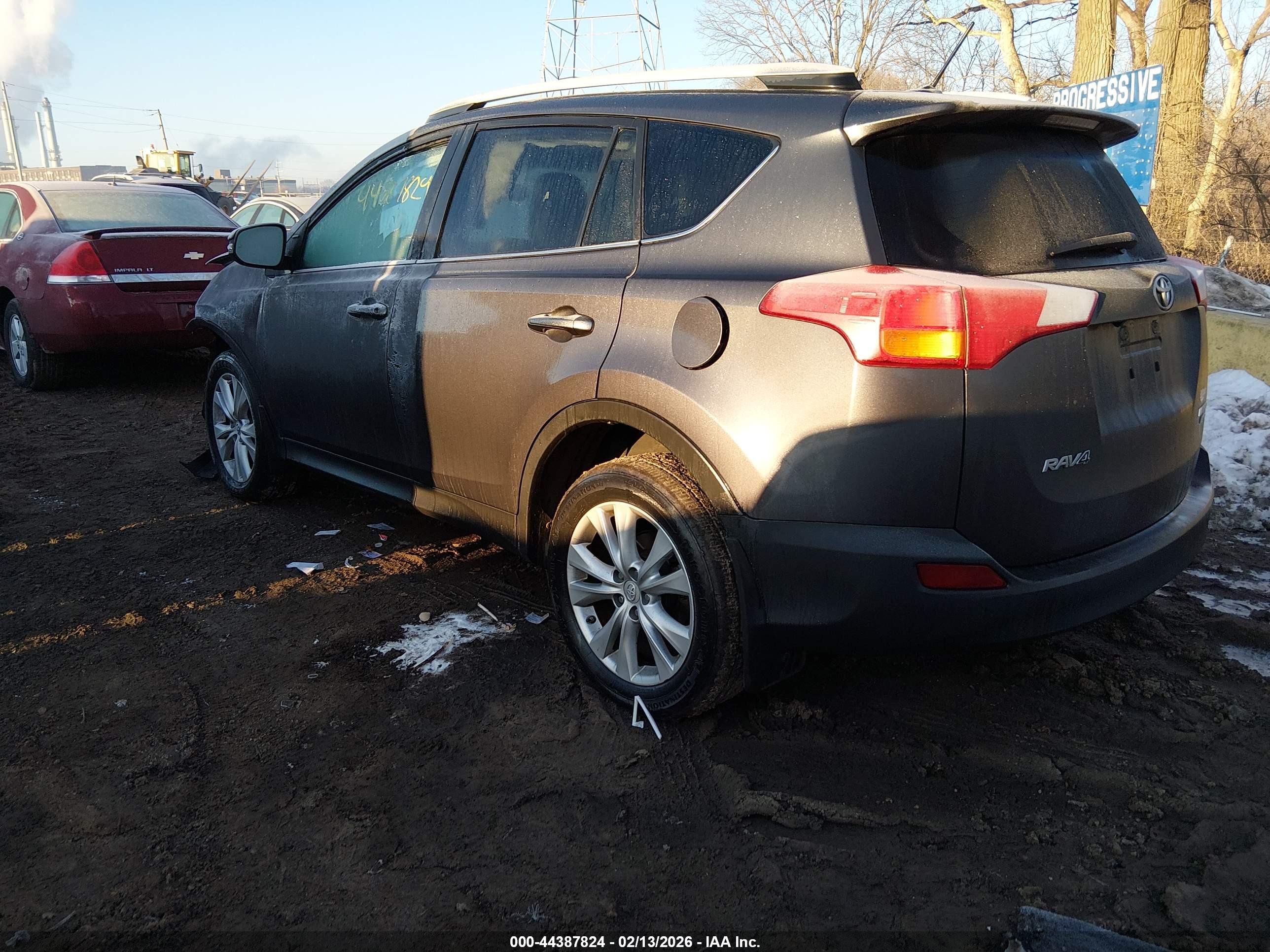 TOYOTA RAV4 image 3