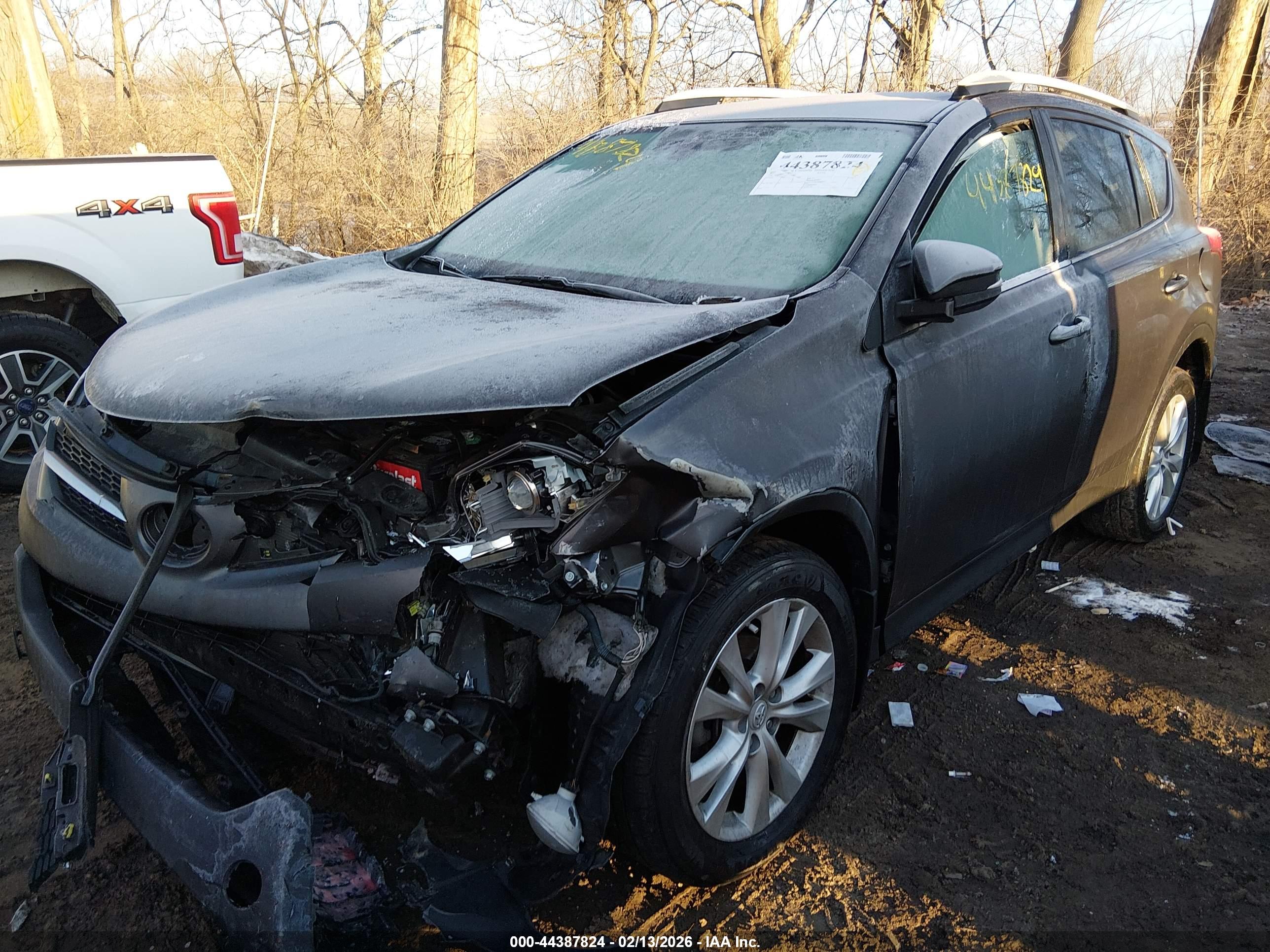 TOYOTA RAV4 image 6