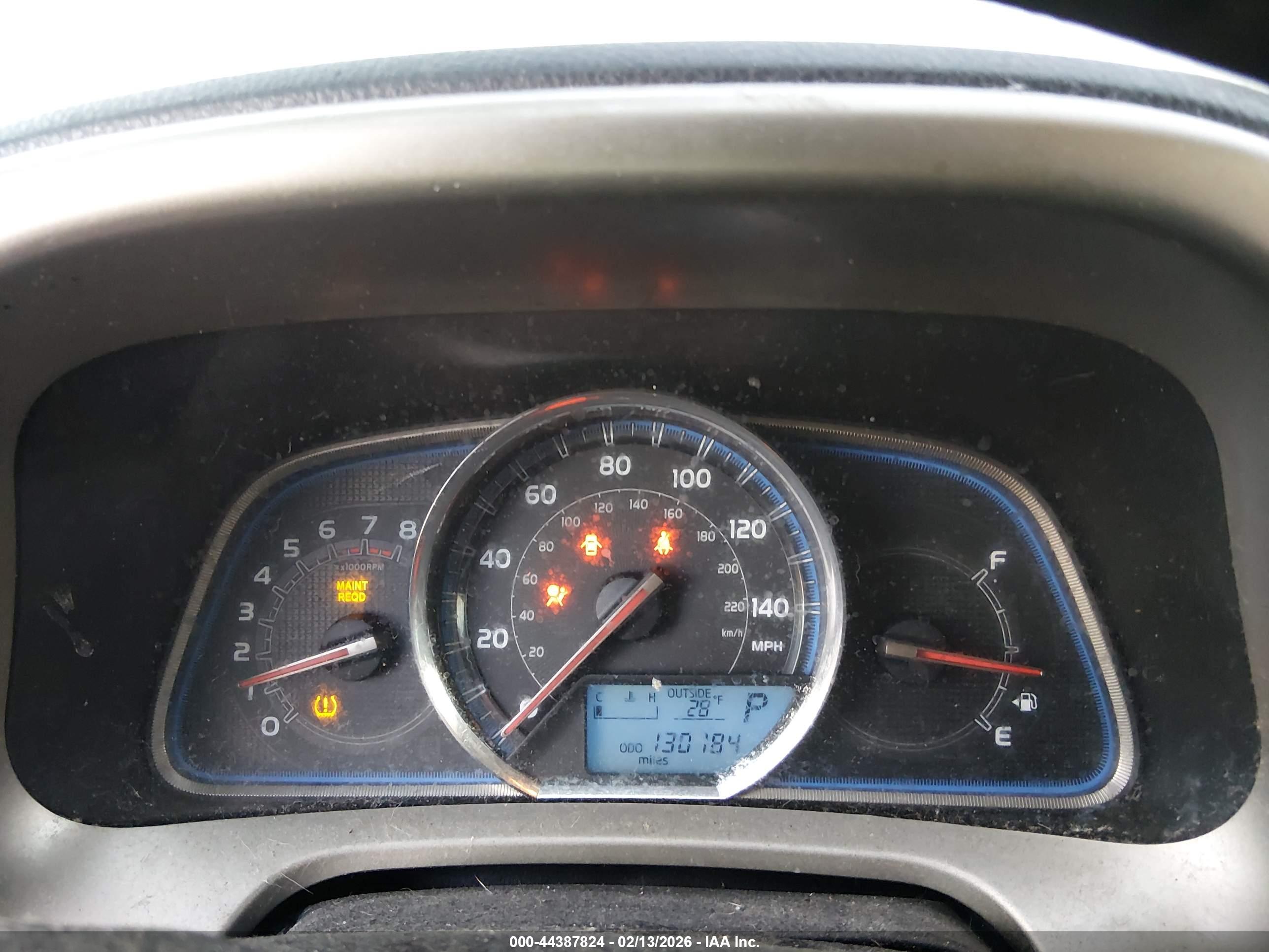 TOYOTA RAV4 image 7